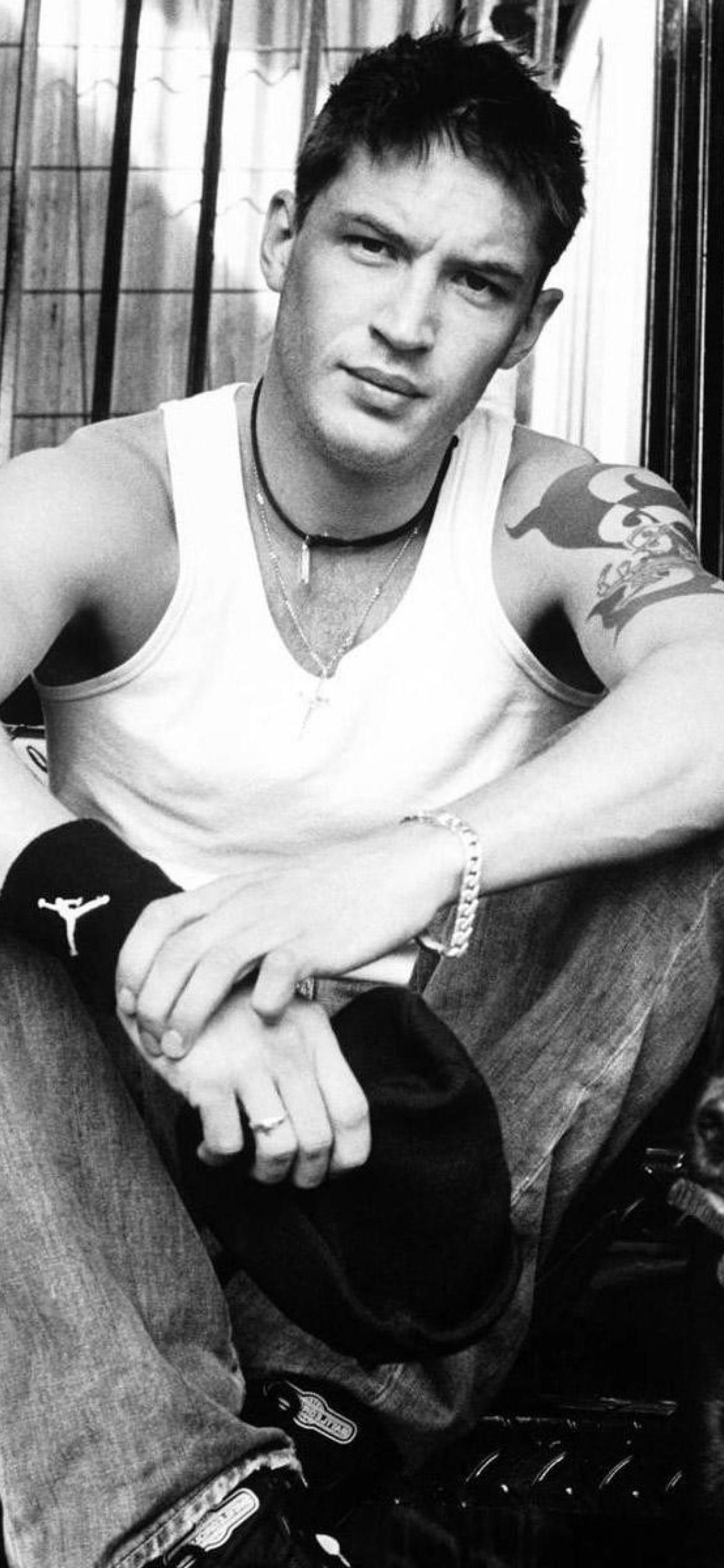1170x2532 Tom Hardy Wallpaper for iPhone 11
