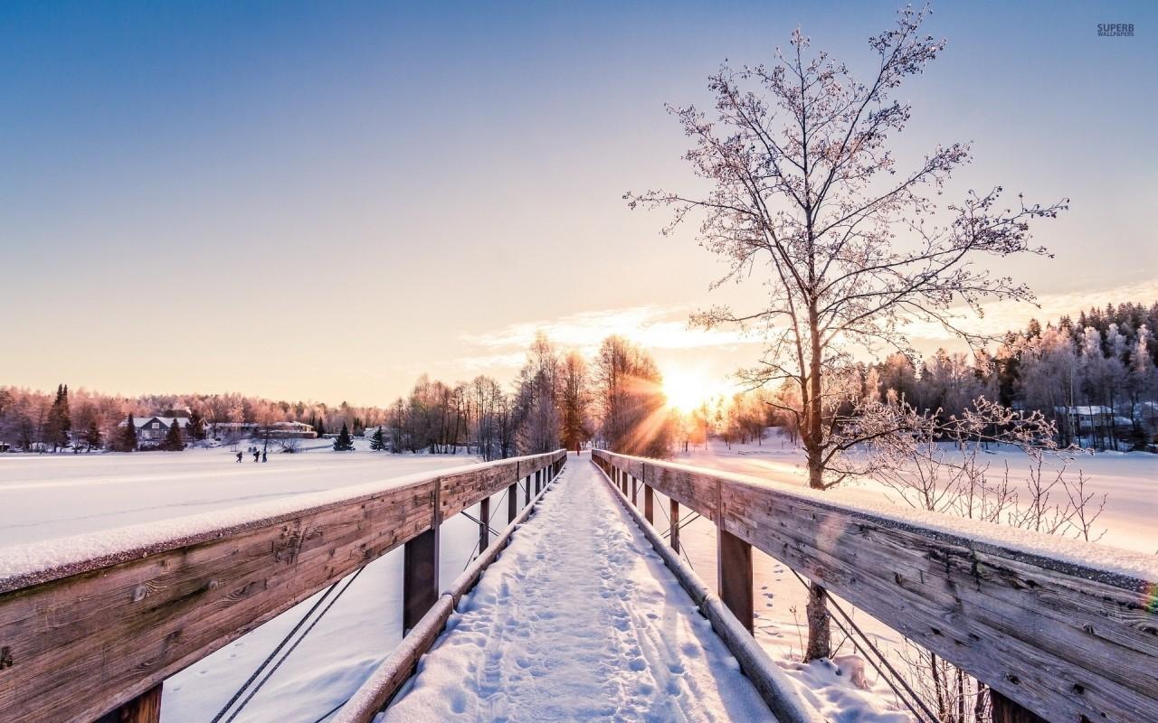 1280x800 Snowy Bridge Wallpaper