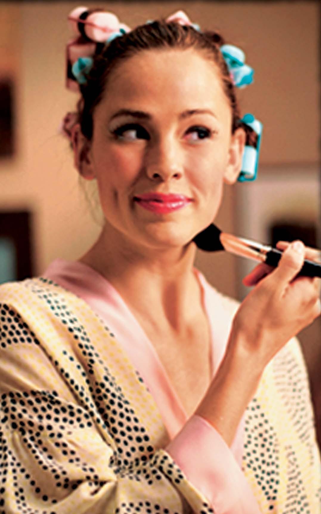 1077x1722 Going on 30 (2004)