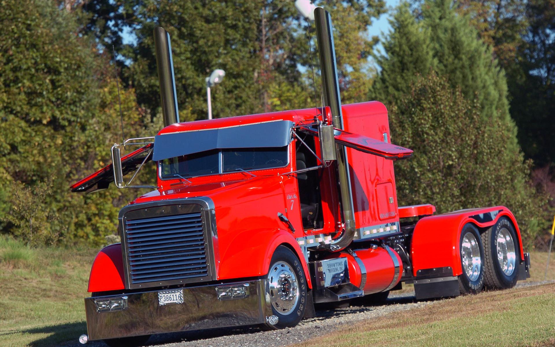 1920x1200 Freightliner classic big rig truck custom wallpaperx1200
