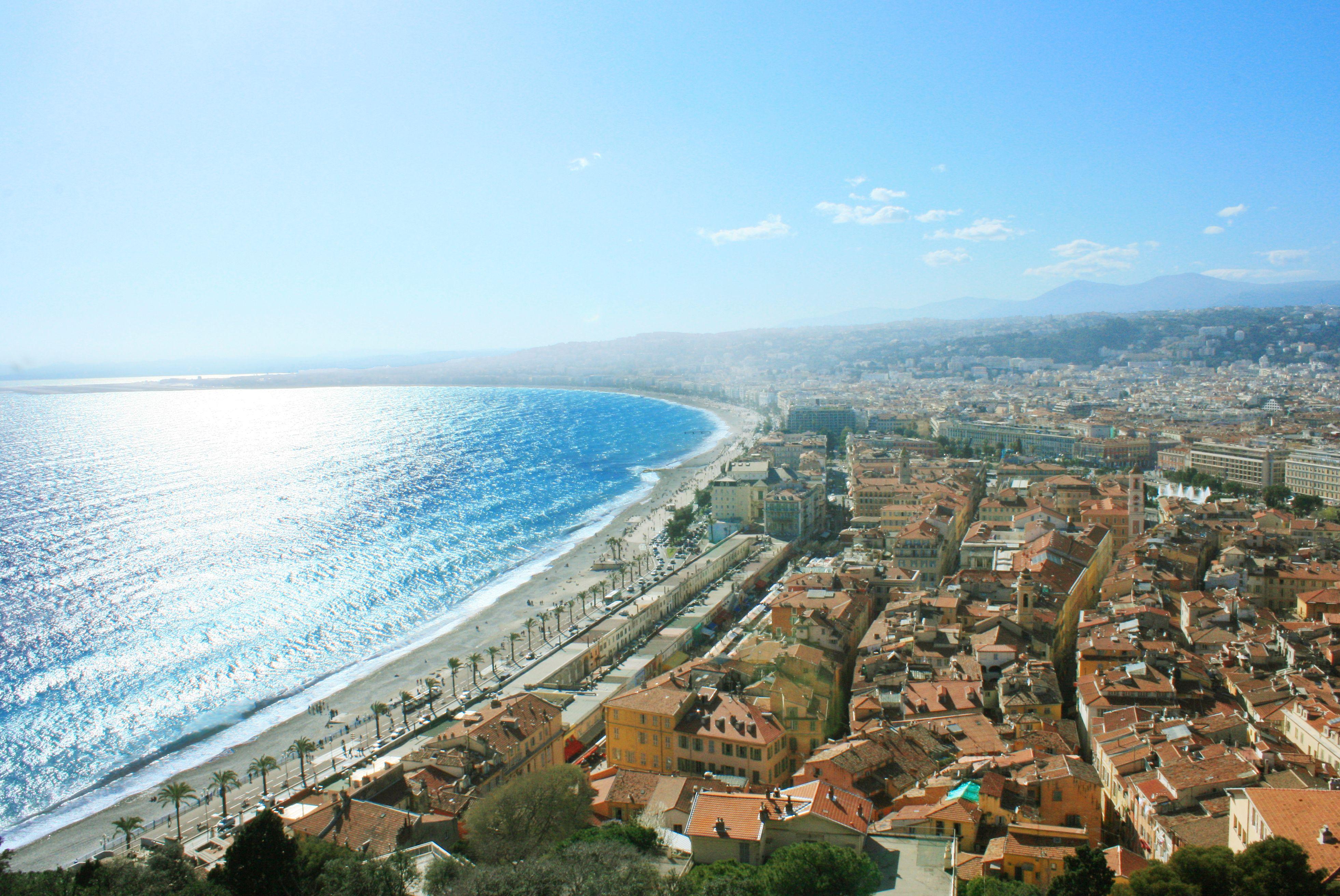 3924x2625 Nice de mer & vieille ville. France wallpaper, Nice france, France