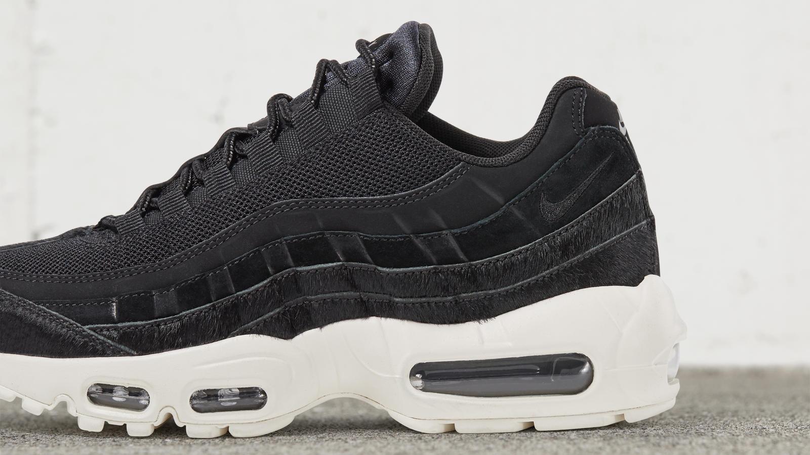1600x900 Nike Air Max 95 Embossed Fur Black