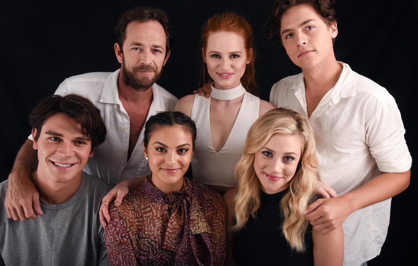 1332x850 Wallpaper Riverdale, Veronica Lodge, Camila Mendes, Betty Cooper, Cole Sprouse, Lili Reinhart, Riverdale, Cheryl Blossom, Madelaine Petsch, Archie Andrews, Jughead Jones, K.J. Apa, Luke Perry, Fred Andrews image for desktop, section фильмы