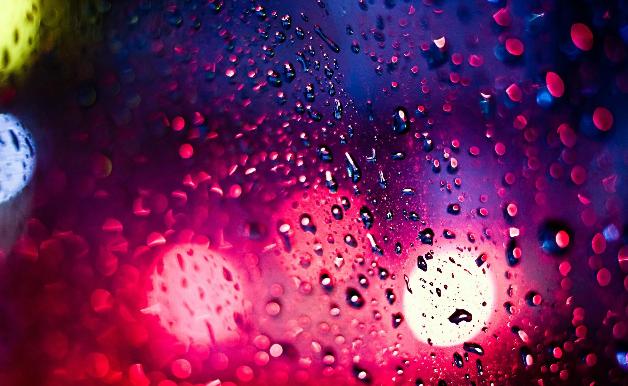 2032x1248 City, Light, Bokeh, Glare, Rain, Night wallpaper