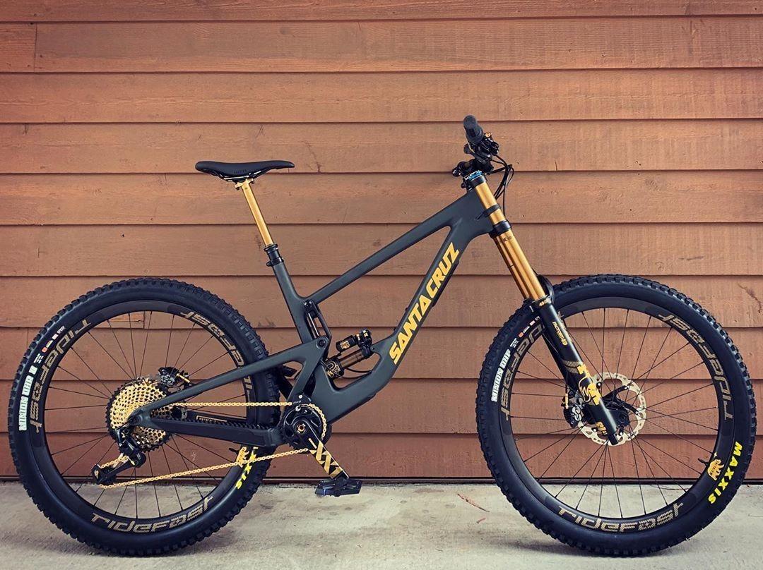 1080x808 Santa Cruz Bicycles Wallpaper