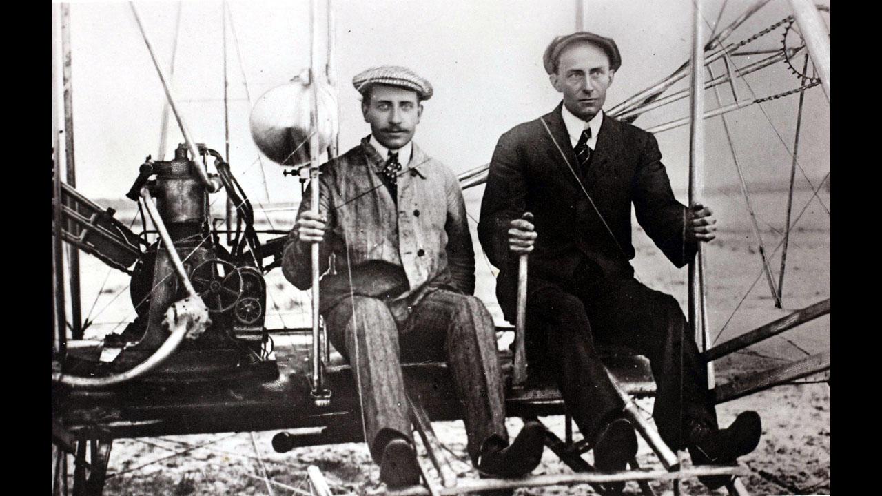 1280x720 Photos: The Wright brothers take flight