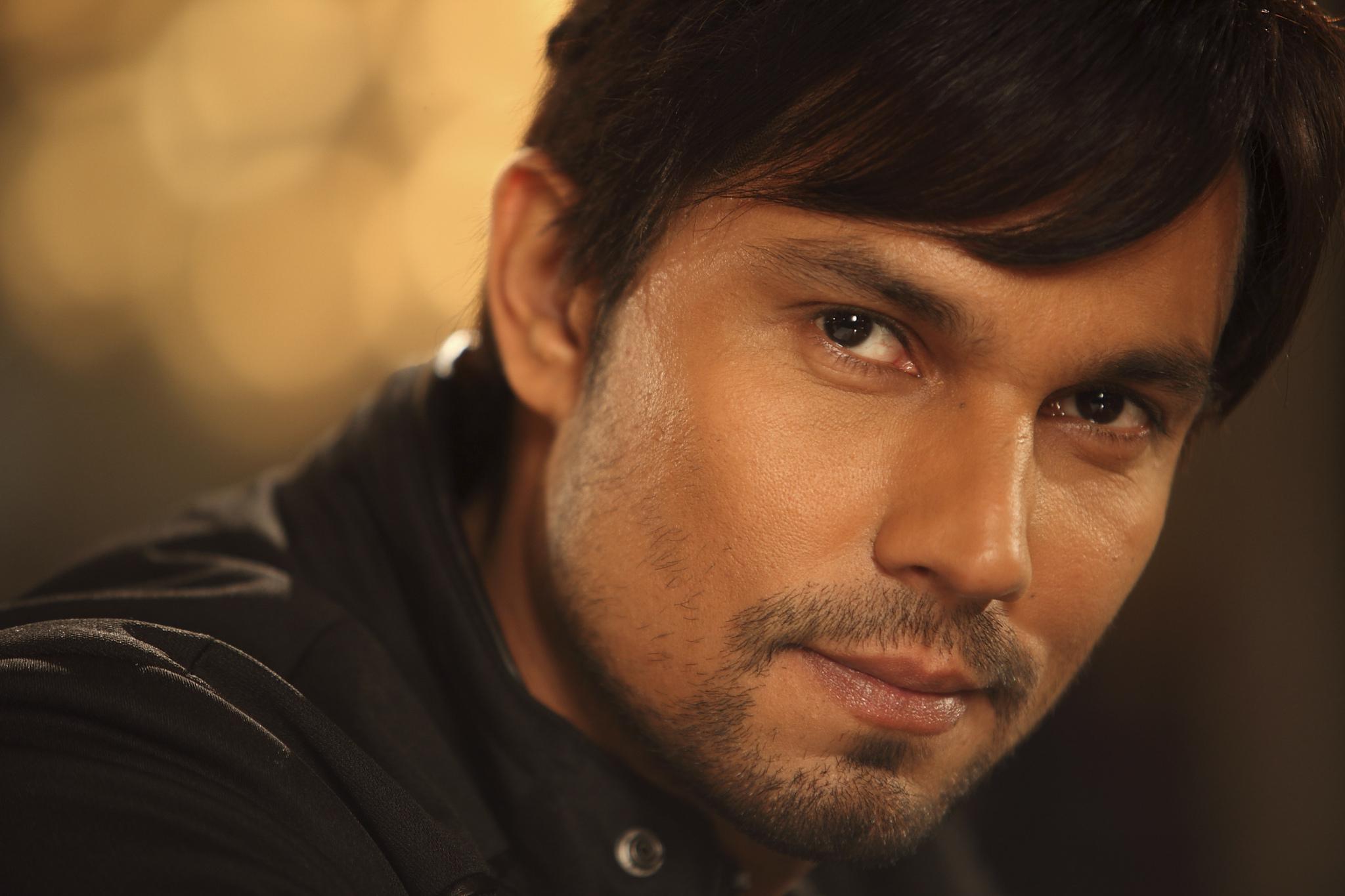 2048x1365 Murder 3 (2013)