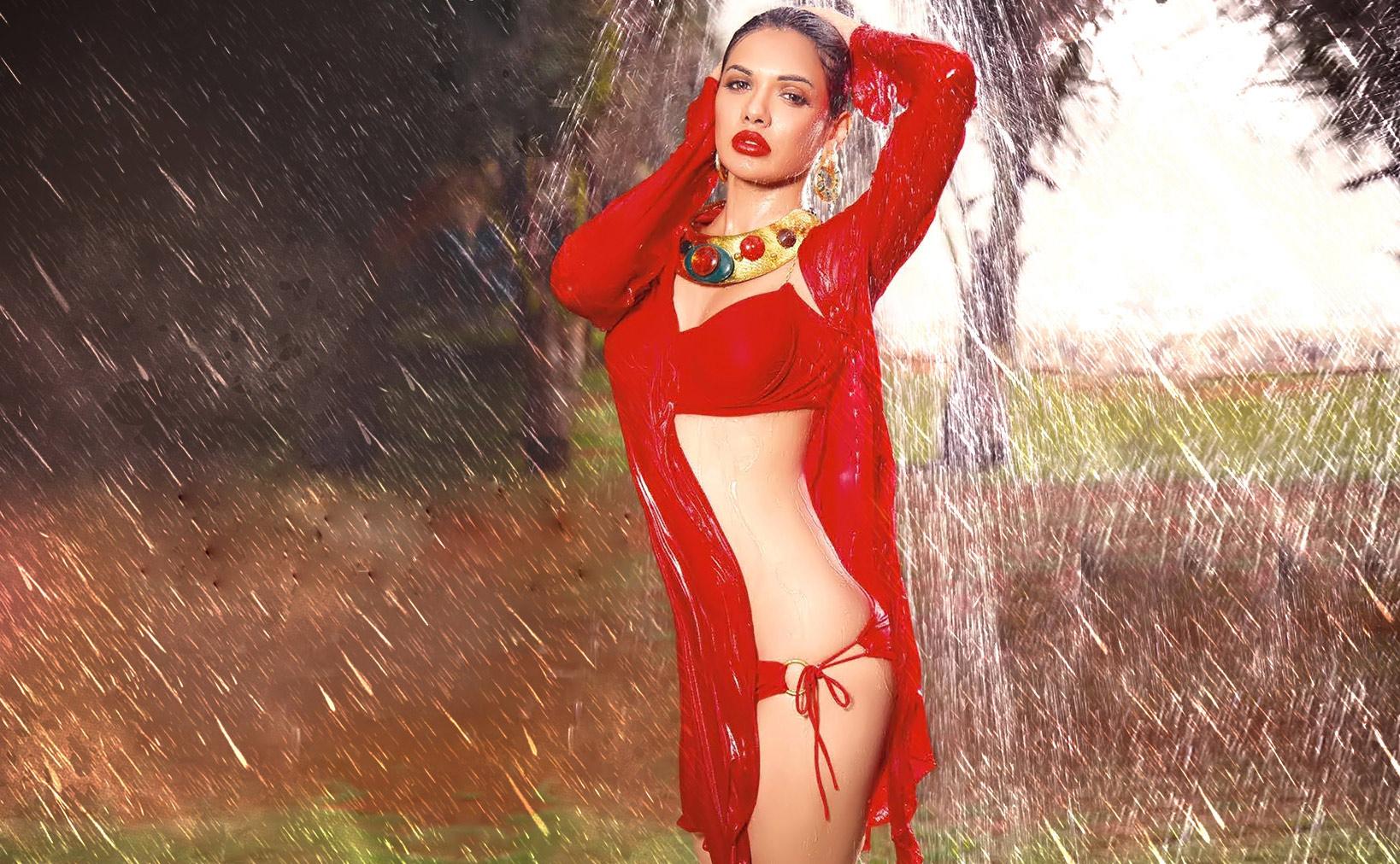 1638x1012 Pakistani bombshell actress Sara Loren in Bollywood wallpaper