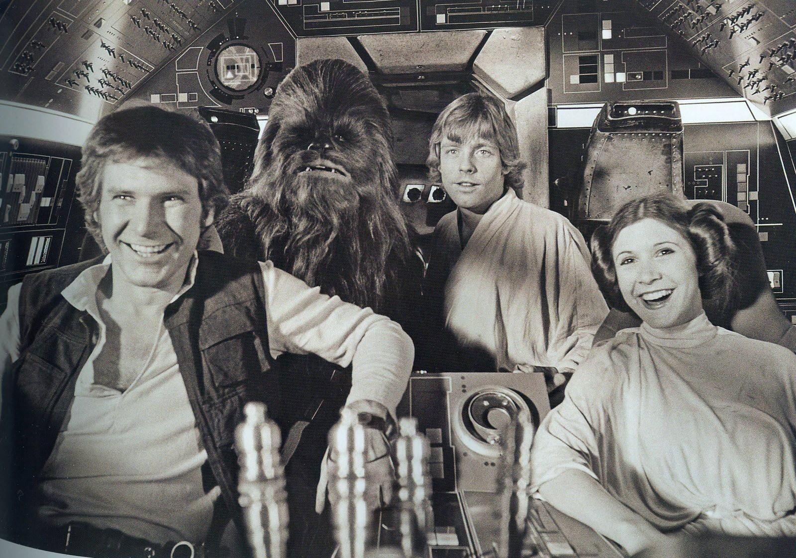 1600x1121 Actors laughing between takes