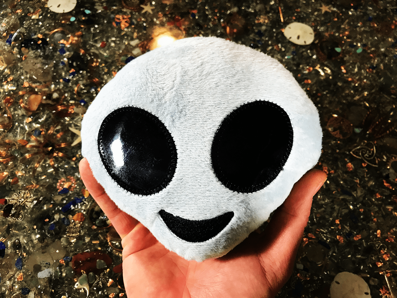 1365x1024 PlushMoji® Extraterrestrial Alien Emoji Plushie. PlushMoji®