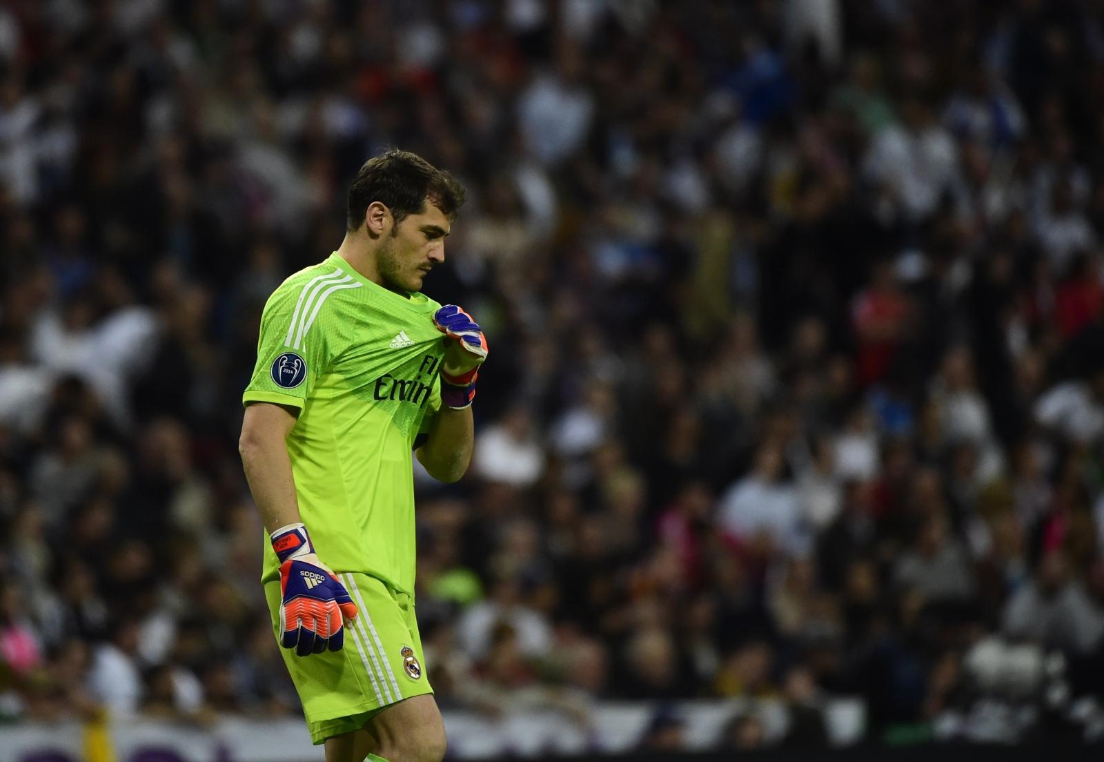 1600x1104 Spain, Real Madrid legend Iker Casillas retires more than a year after heart attack