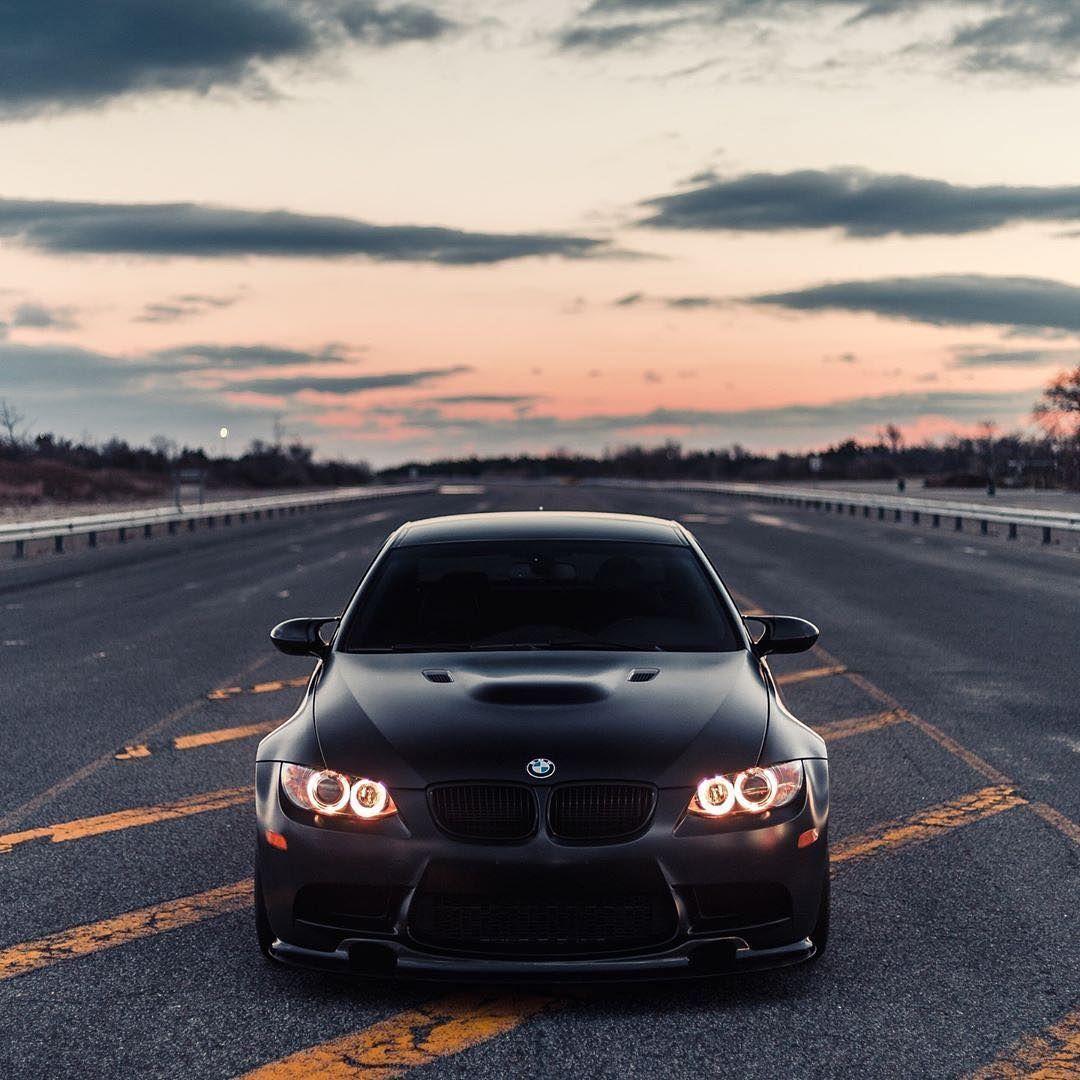 1080x1080 BMW E91 Wallpaper