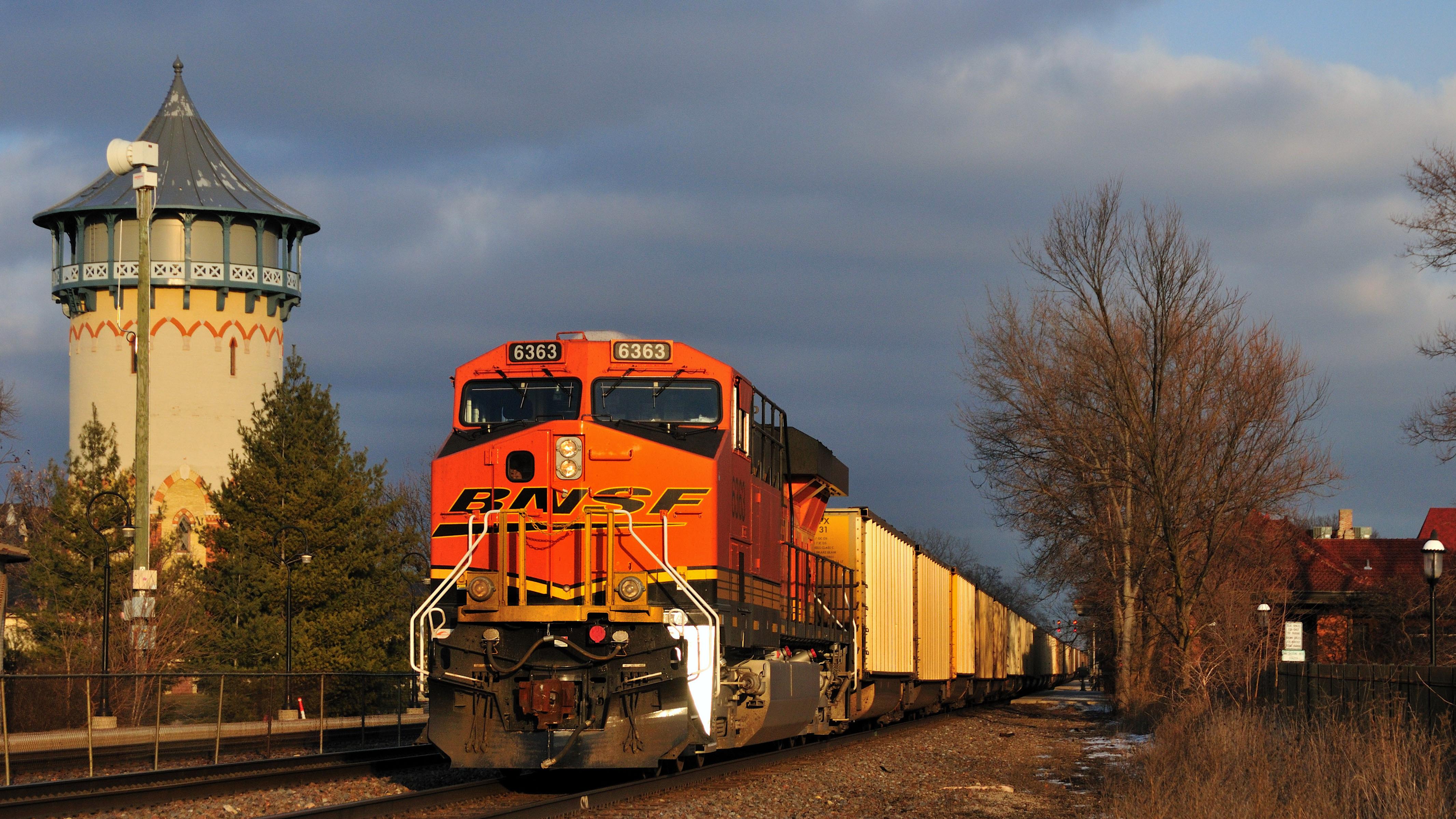 4263x2398 BNSF 6363 4k Ultra HD Wallpaper
