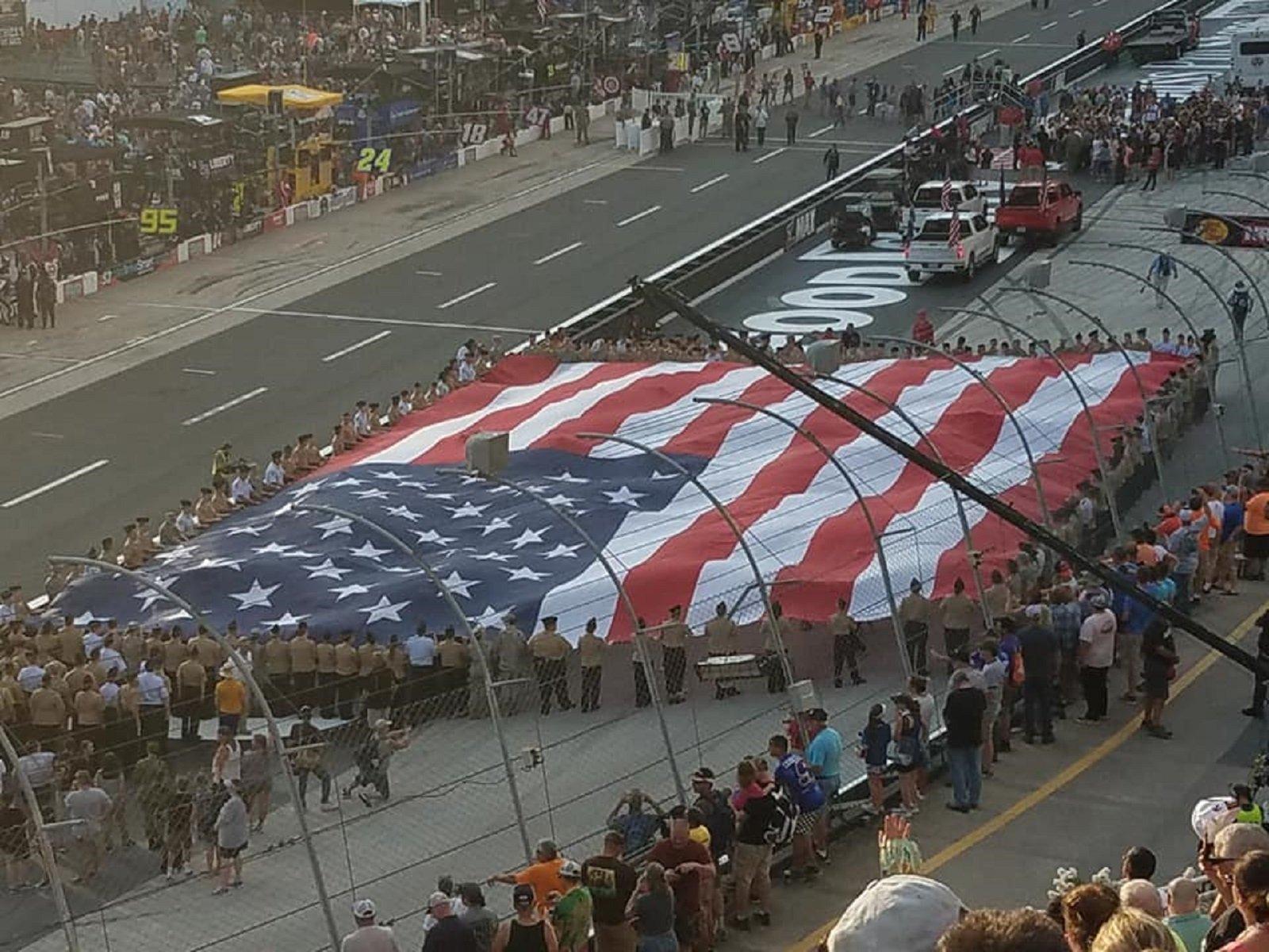 1600x1200 NASCAR gives free race tickets to the first responders of Dale Earnhardt's plane crash. Fox 8 Cleveland WJW