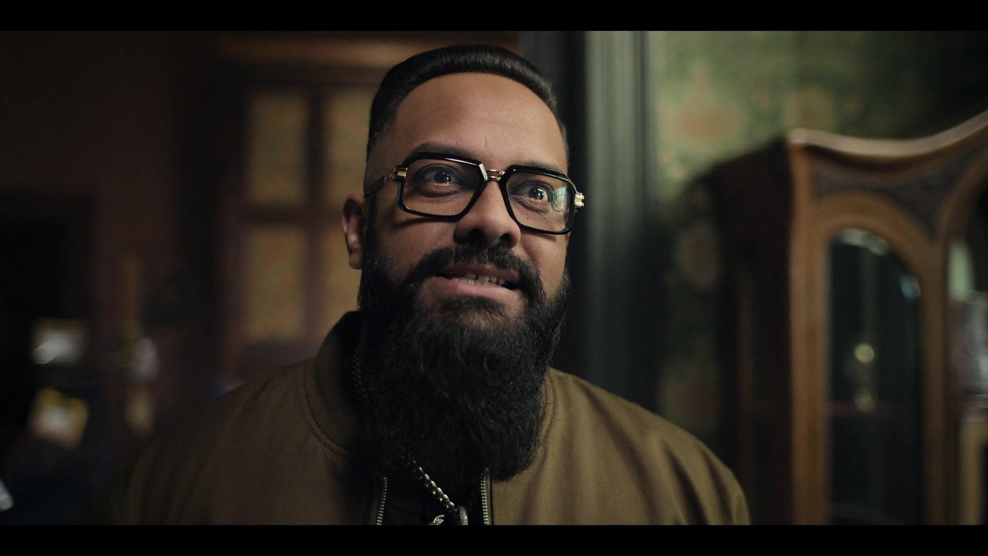 1920x1080 Cazal Men's Eyeglasses Of Guz Khan As Rolph In Army Of Thieves (2021)