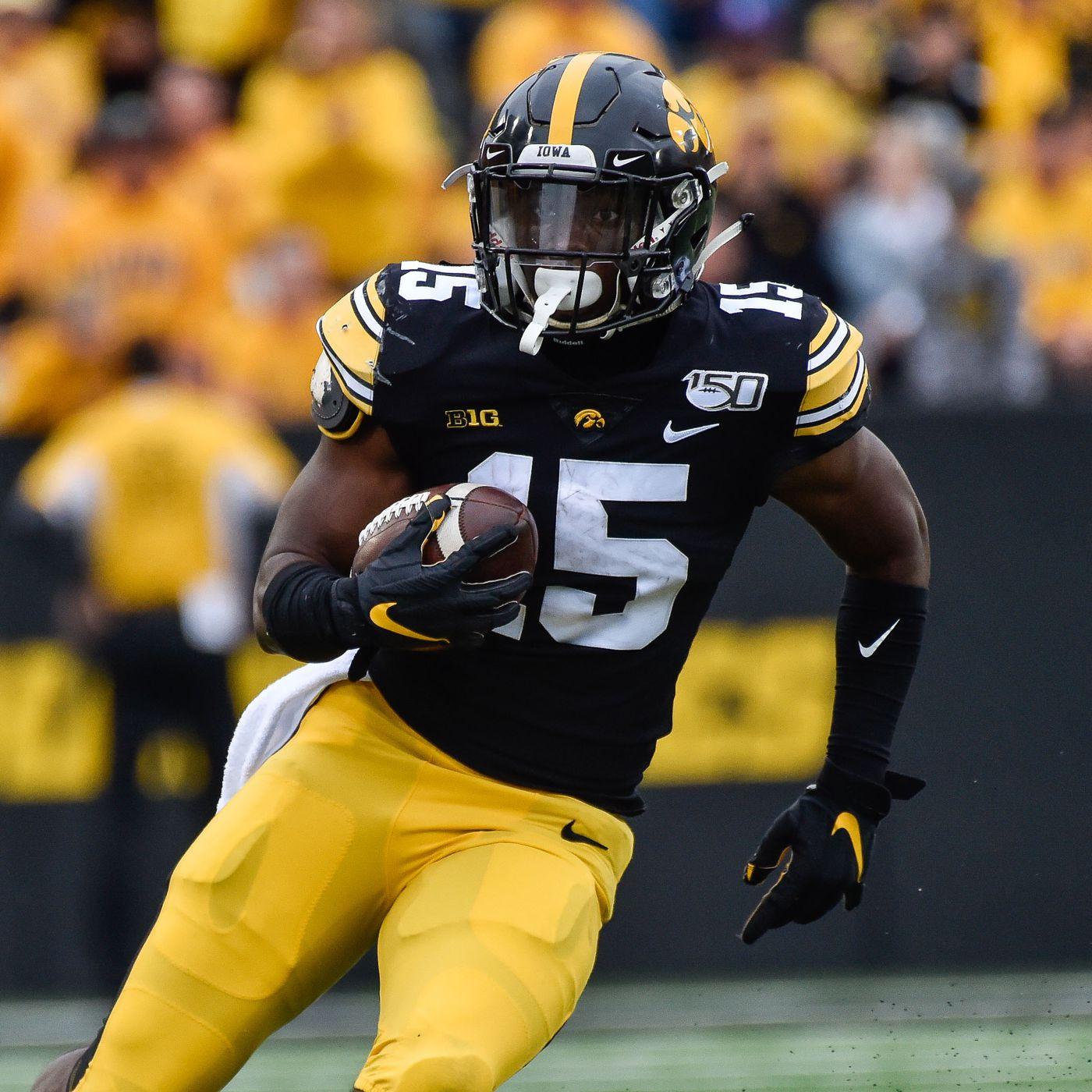 1400x1400 Iowa Football Position Grades: Kent State Heart Gold Pants