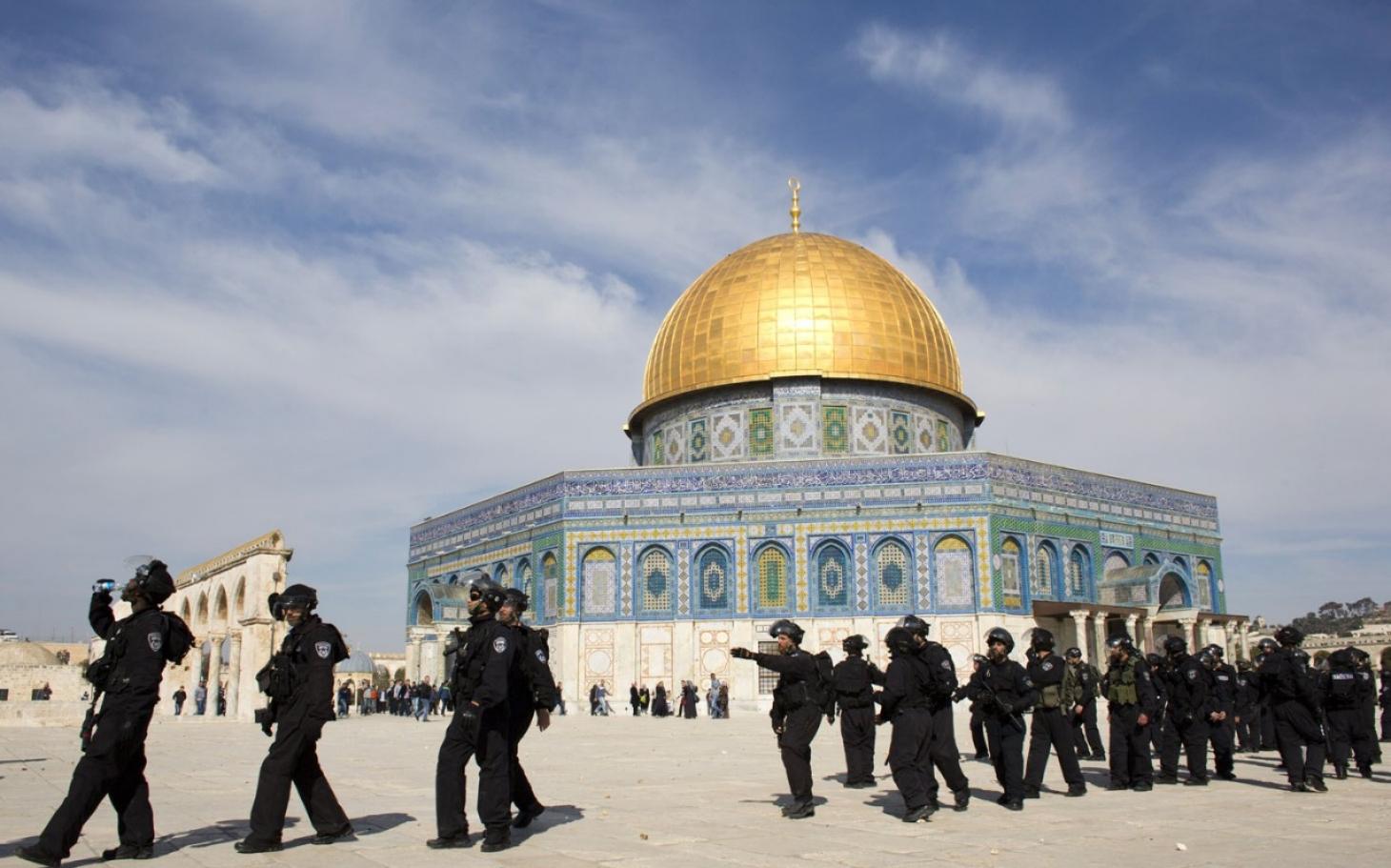 1460x911 Israel To Reopen Al Aqsa Mosque After Palestinian Outrage Over Closure. Al Jazeera America