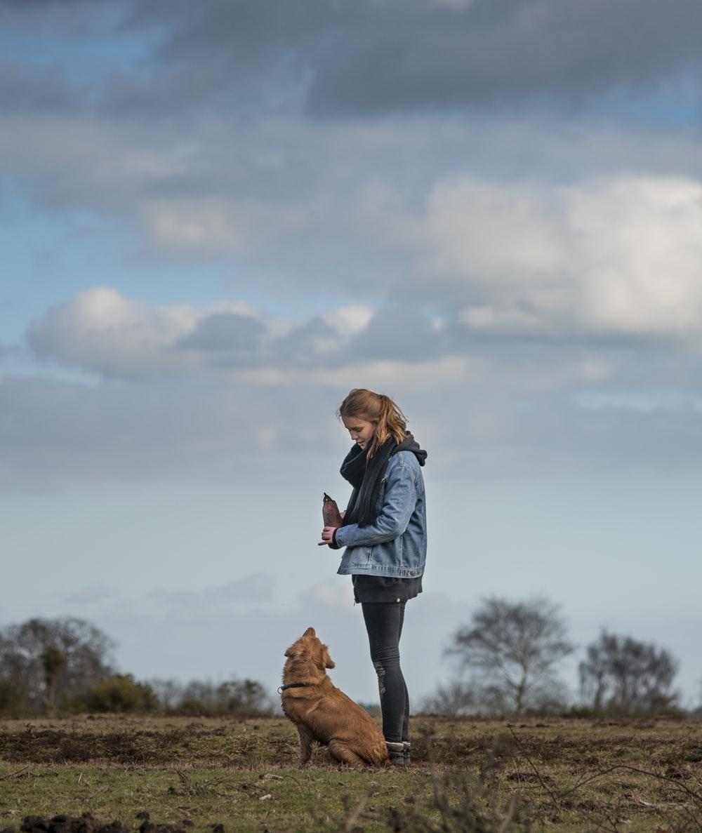 1000x1187 Girl And Dog Picture [HD]. Download Free Image