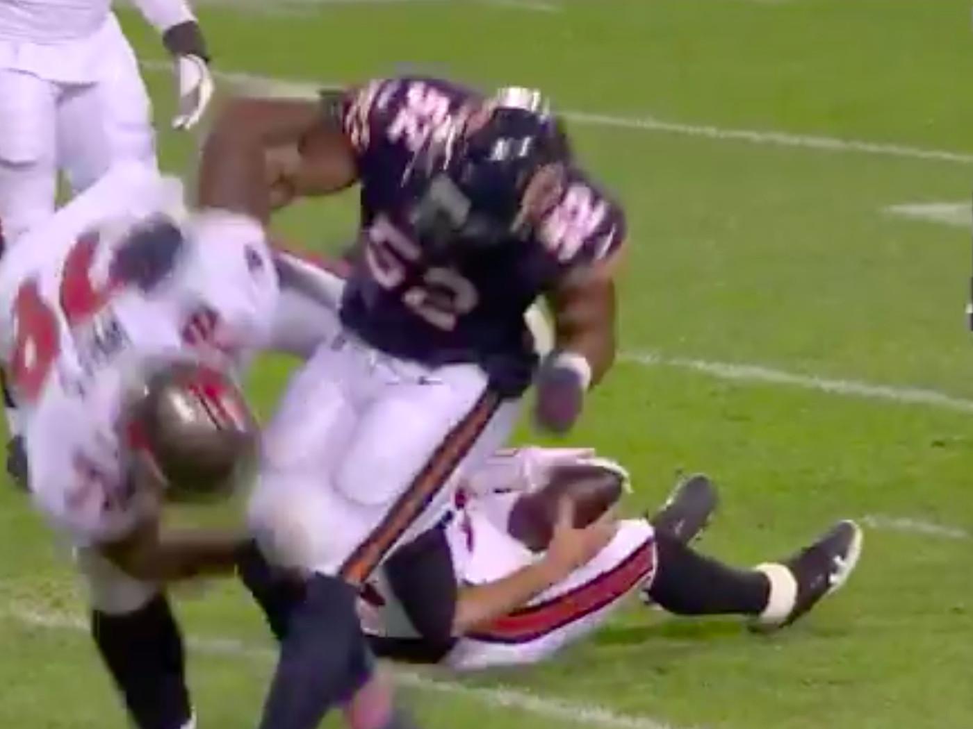 1400x1050 Khalil Mack Flipped A 320 Pound Offensive Lineman With One Arm Like It Was Nothing