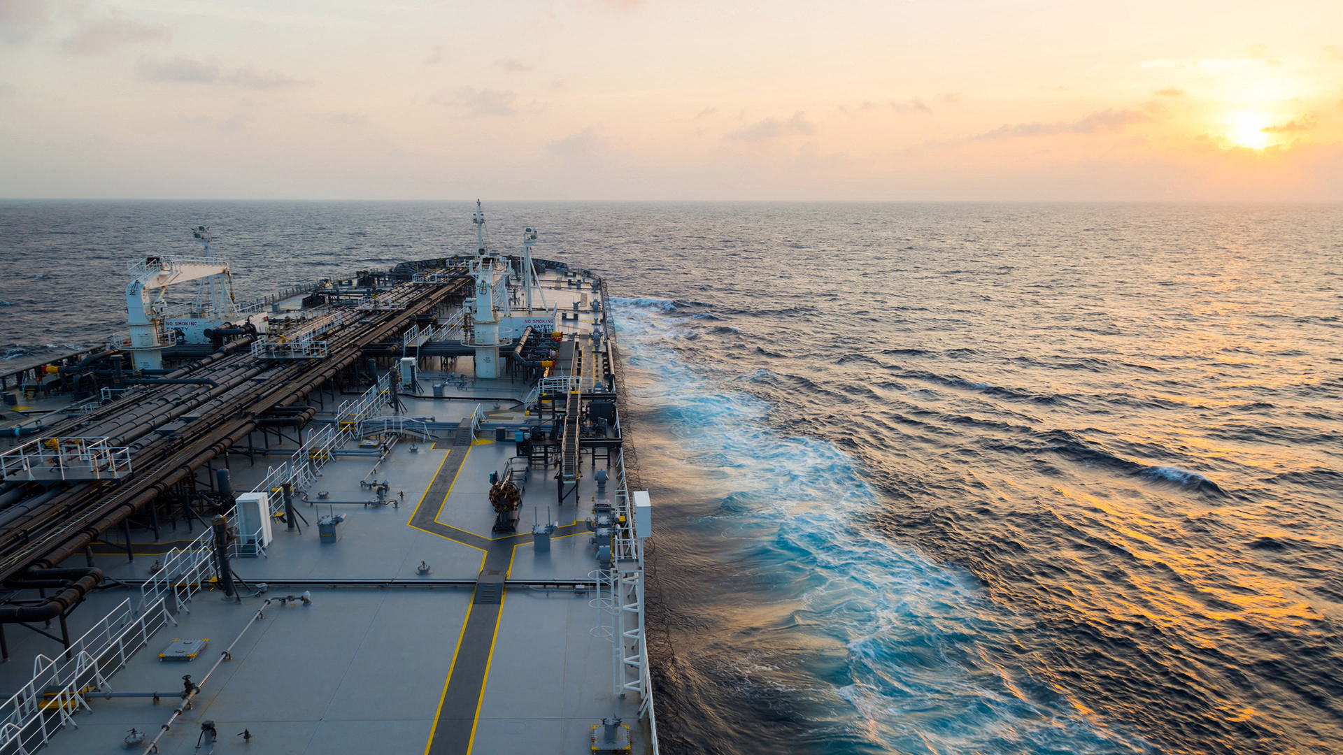 1920x1080 Using vessels as floating storage for crude oil: A risky business. Global law firm. Norton Rose Fulbright