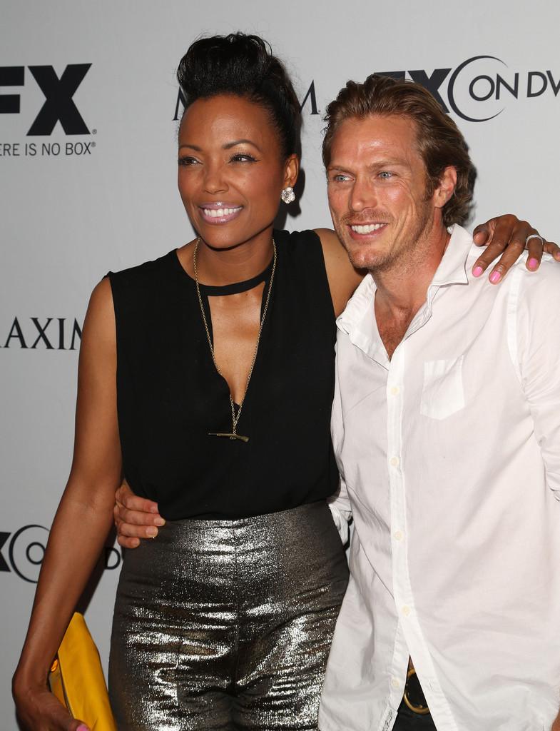 785x1024 Aisha Tyler, Jason Lewis Tyler and Jason Lewis Photo