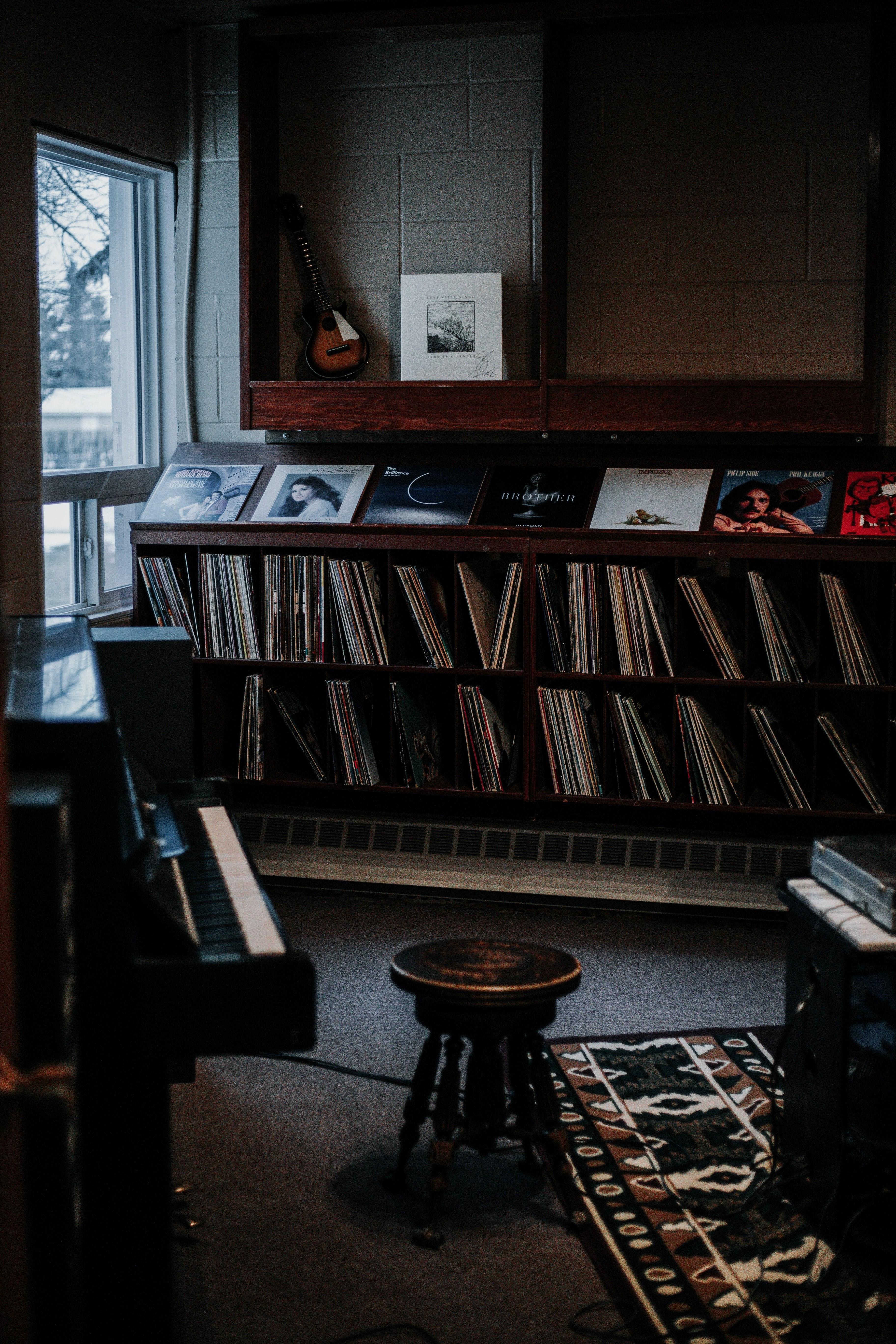 3648x5472 Wallpaper / record vinyl collection and shelf HD 4k wallpaper