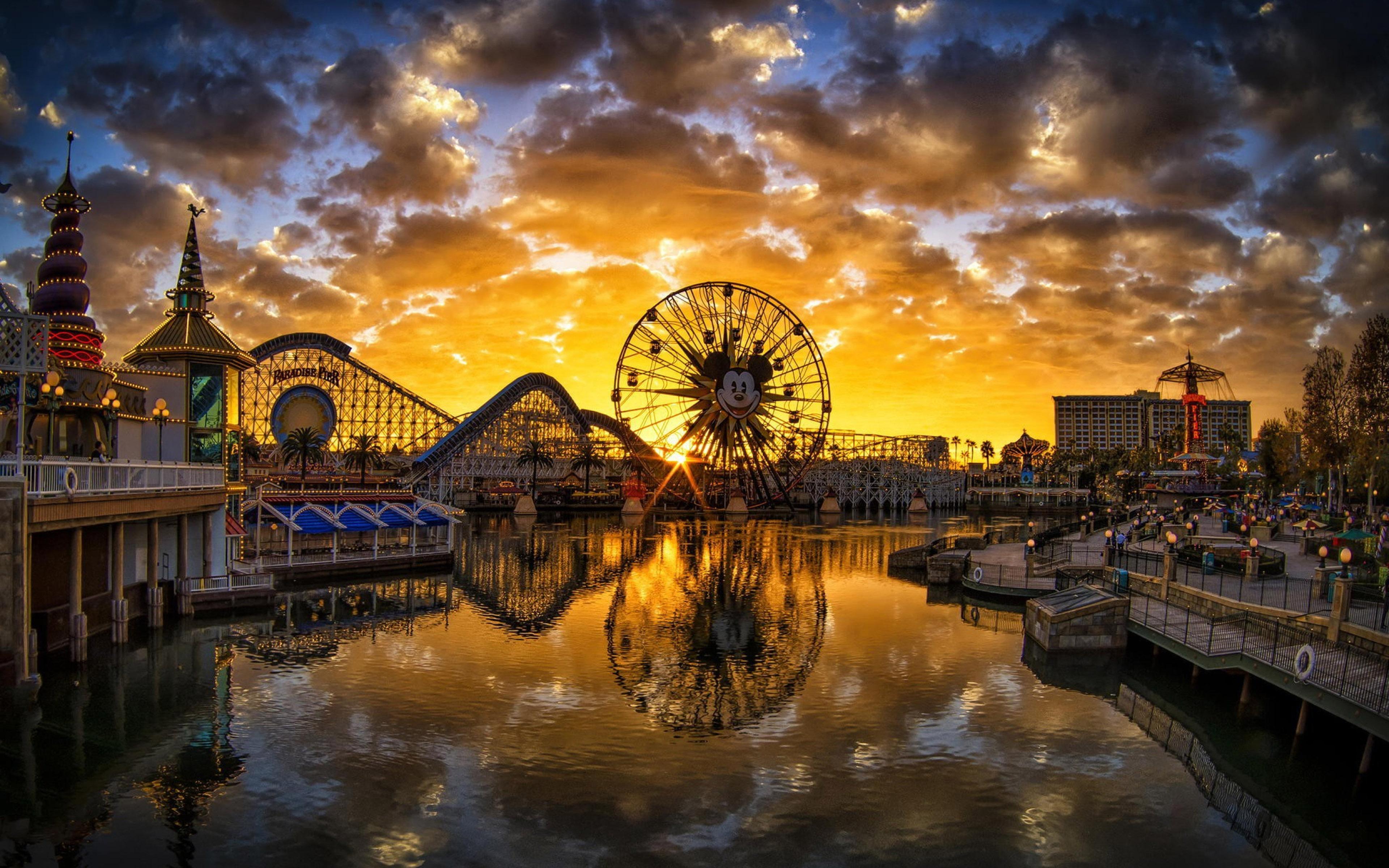 3840x2400 Disneyland California Sunset City River Ferris Wheel Reflection Pier HD Wallpaper And Background For Mobile Phones And Pc 3840x2400 :