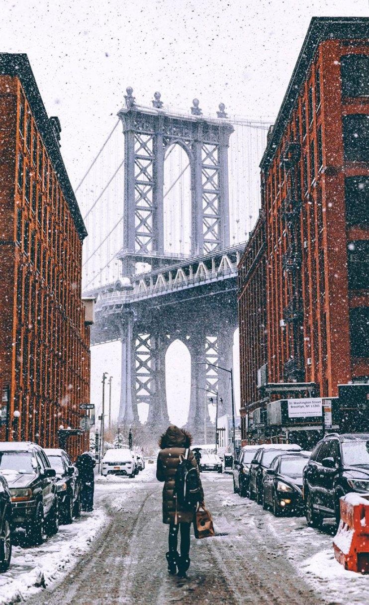 742x1216 Winter in the city iPhone wallpaper, Winter iPhone wallpaper