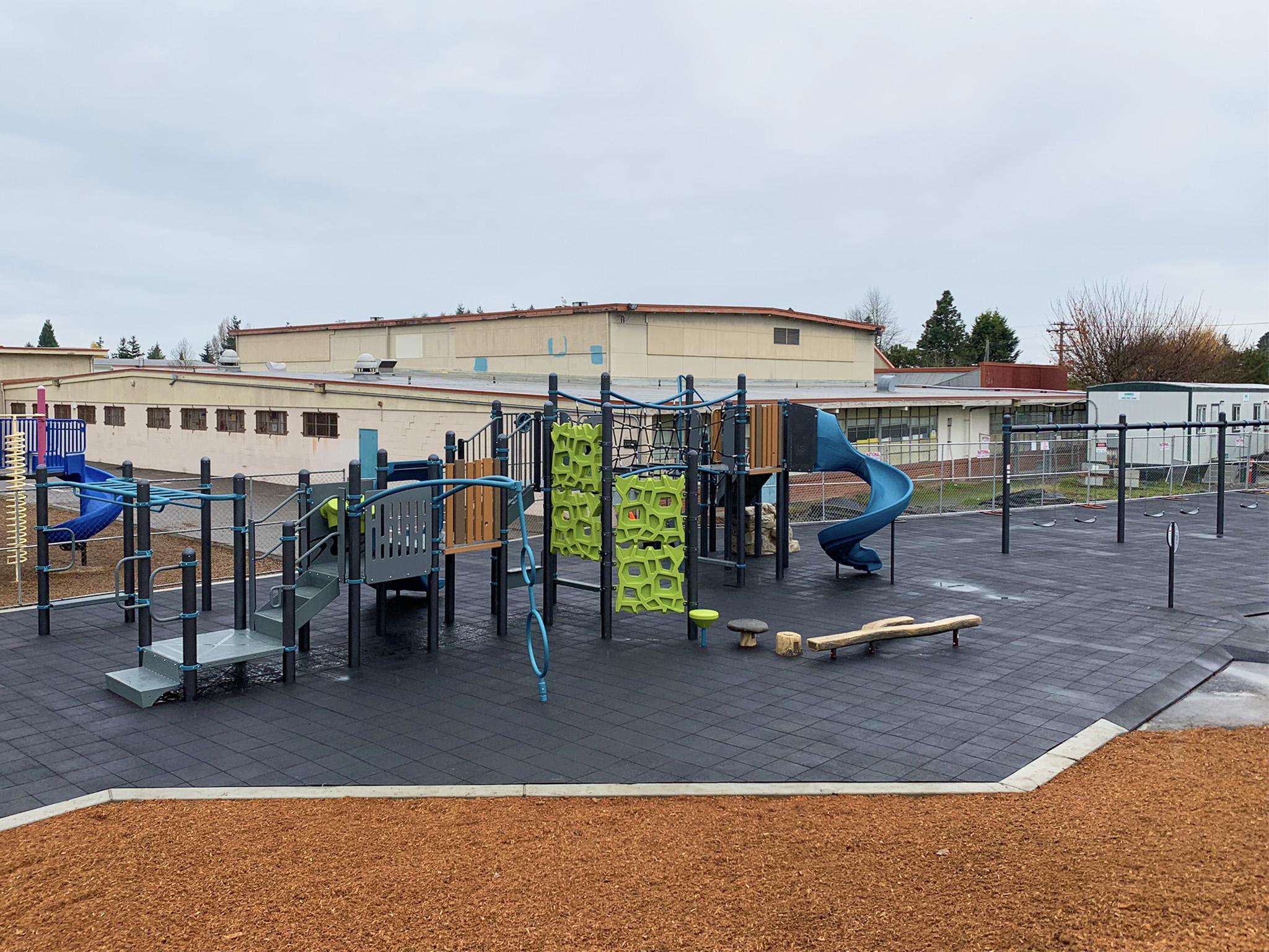 2048x1536 Browns Point Elementary Playground