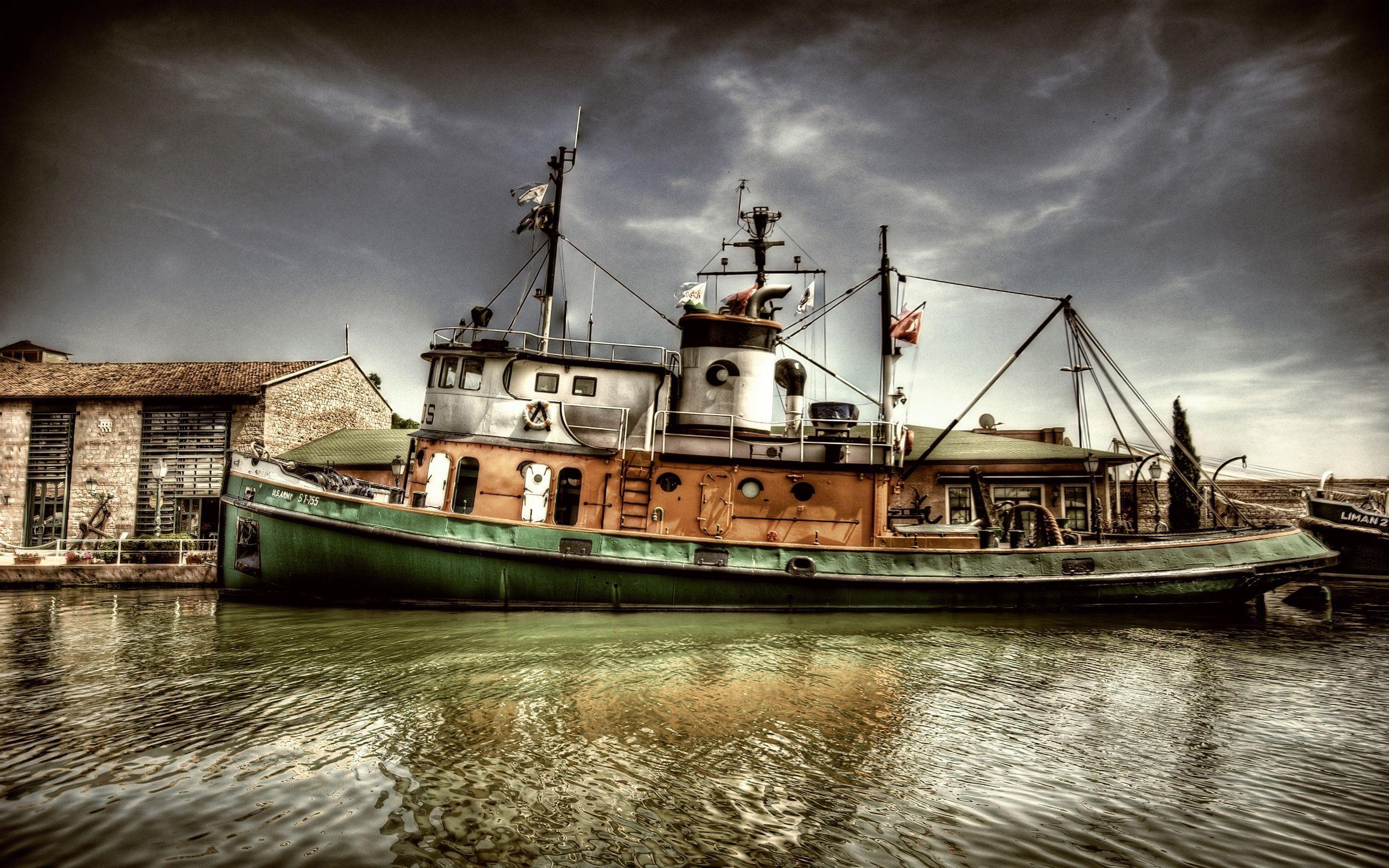 2560x1600 old ships wallpaper, picture №5158 size 2560 x 1600px, free, photo, boat, beach, boat, download desktop wallpaper