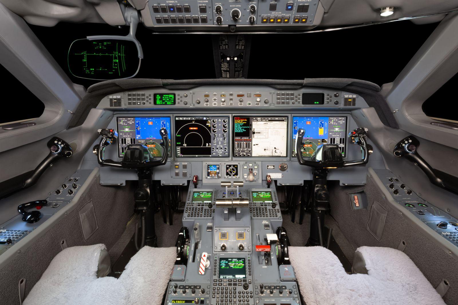 1600x1067 Gulfstream G550