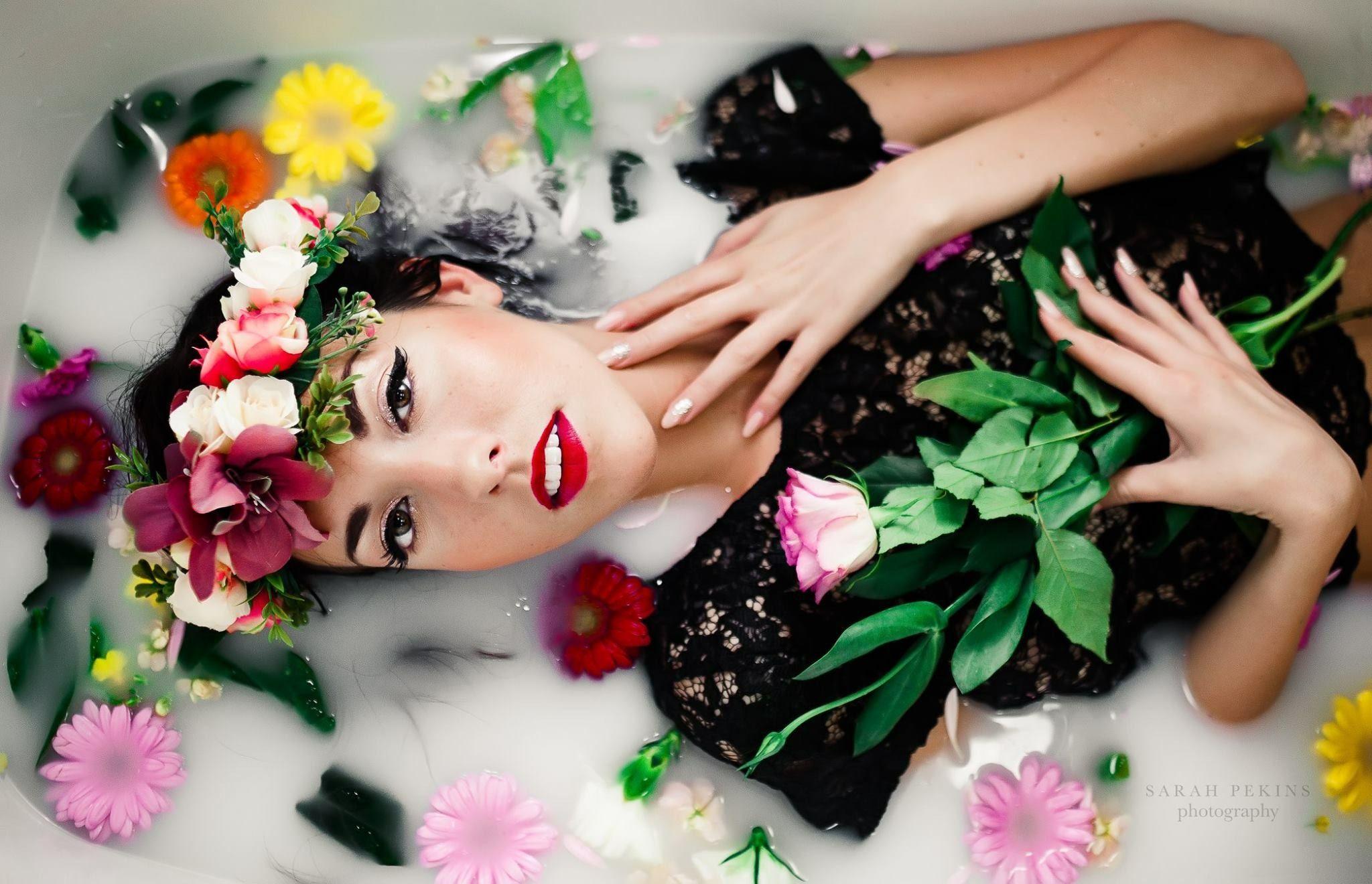 Milk Bath Aesthetic Desktop Wallpapers - Top Free Milk Bath Aesthetic