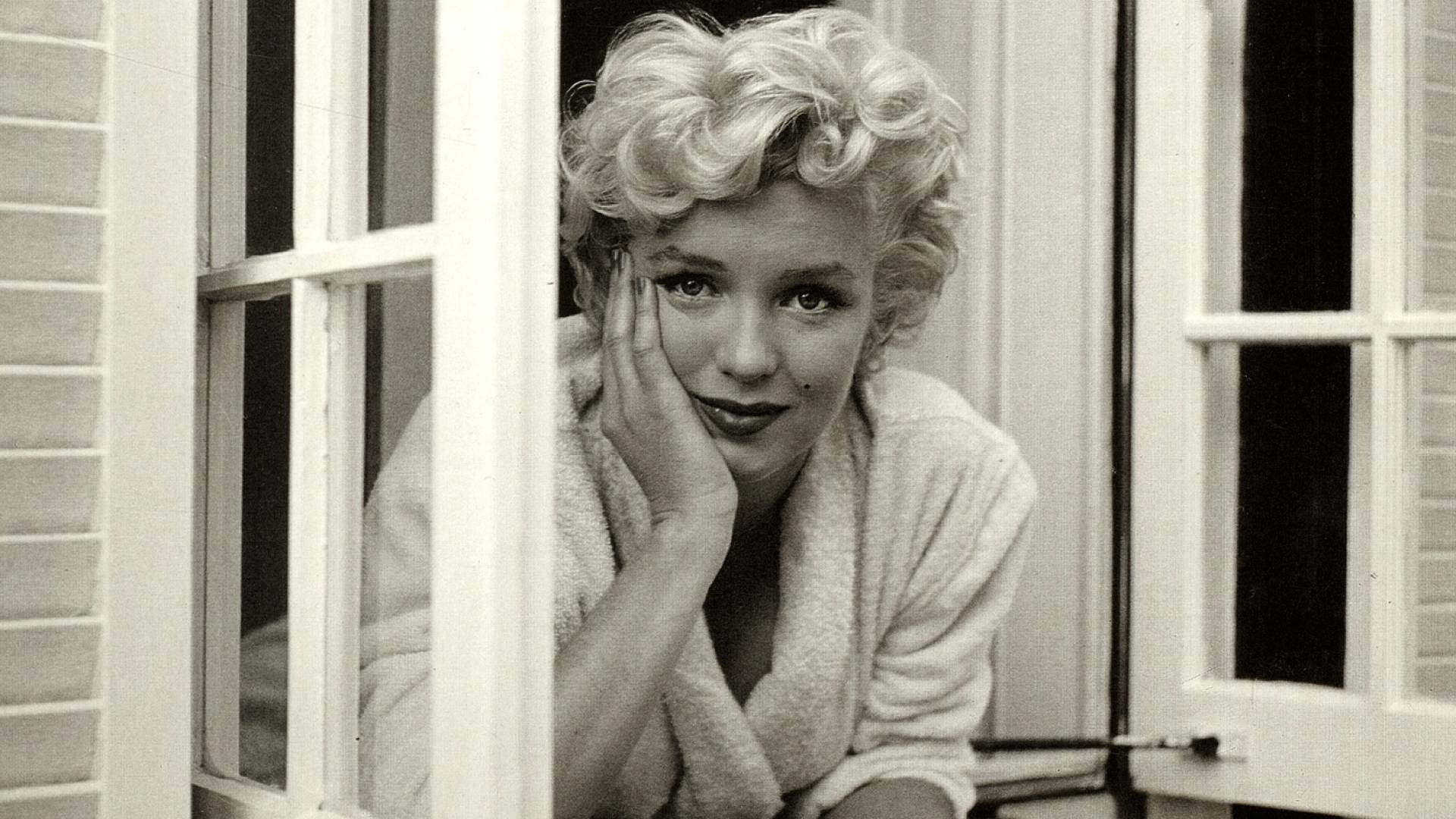 1920x1080 Marilyn Monroe Cleavage Pic 1080P Laptop Full HD Wallpaper, HD Celebrities 4K Wallpaper, Image, Photo and Background