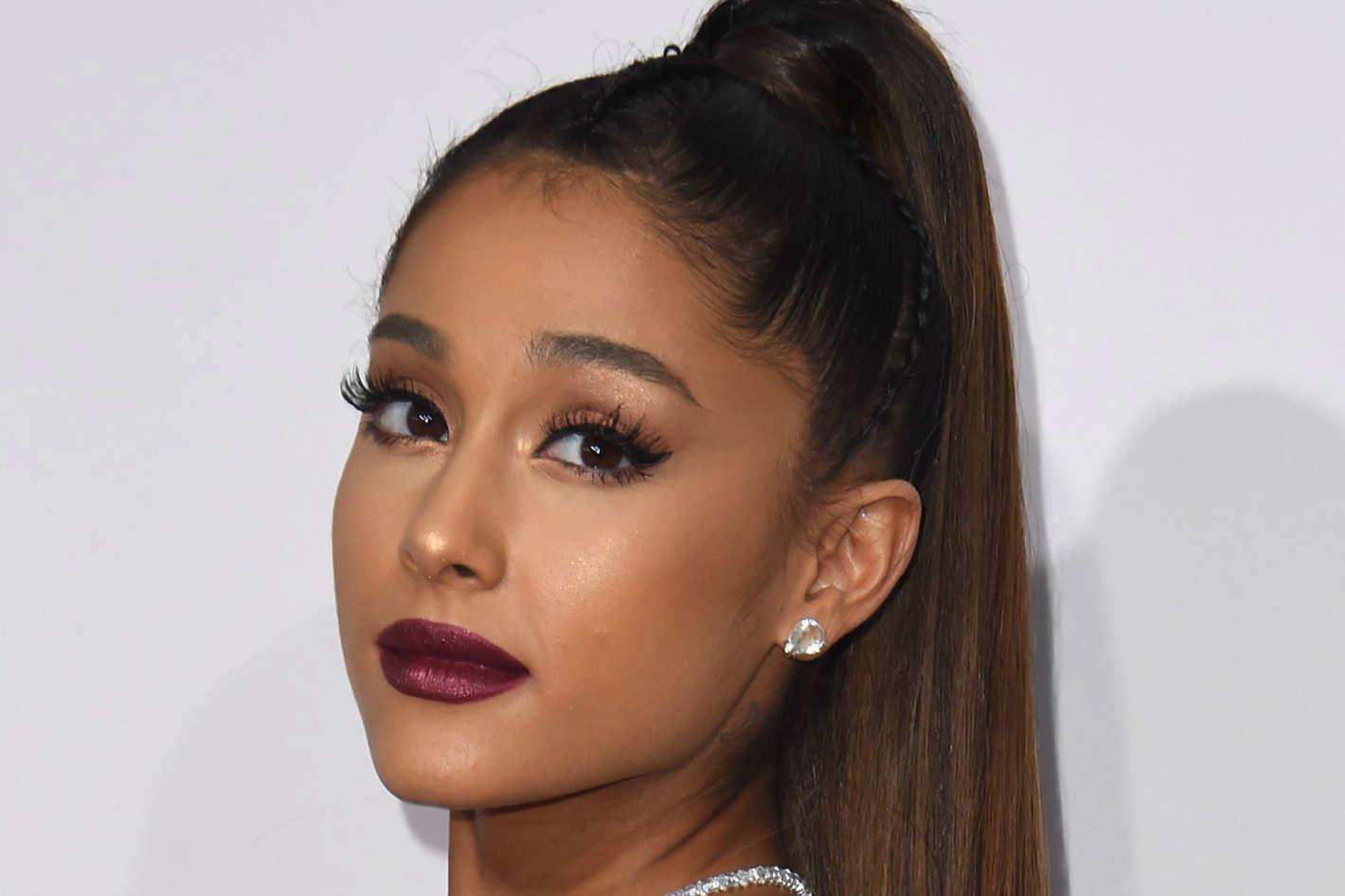 1420x946 Ariana Grande Hot And Pics: Ariana Grande Bold Pic