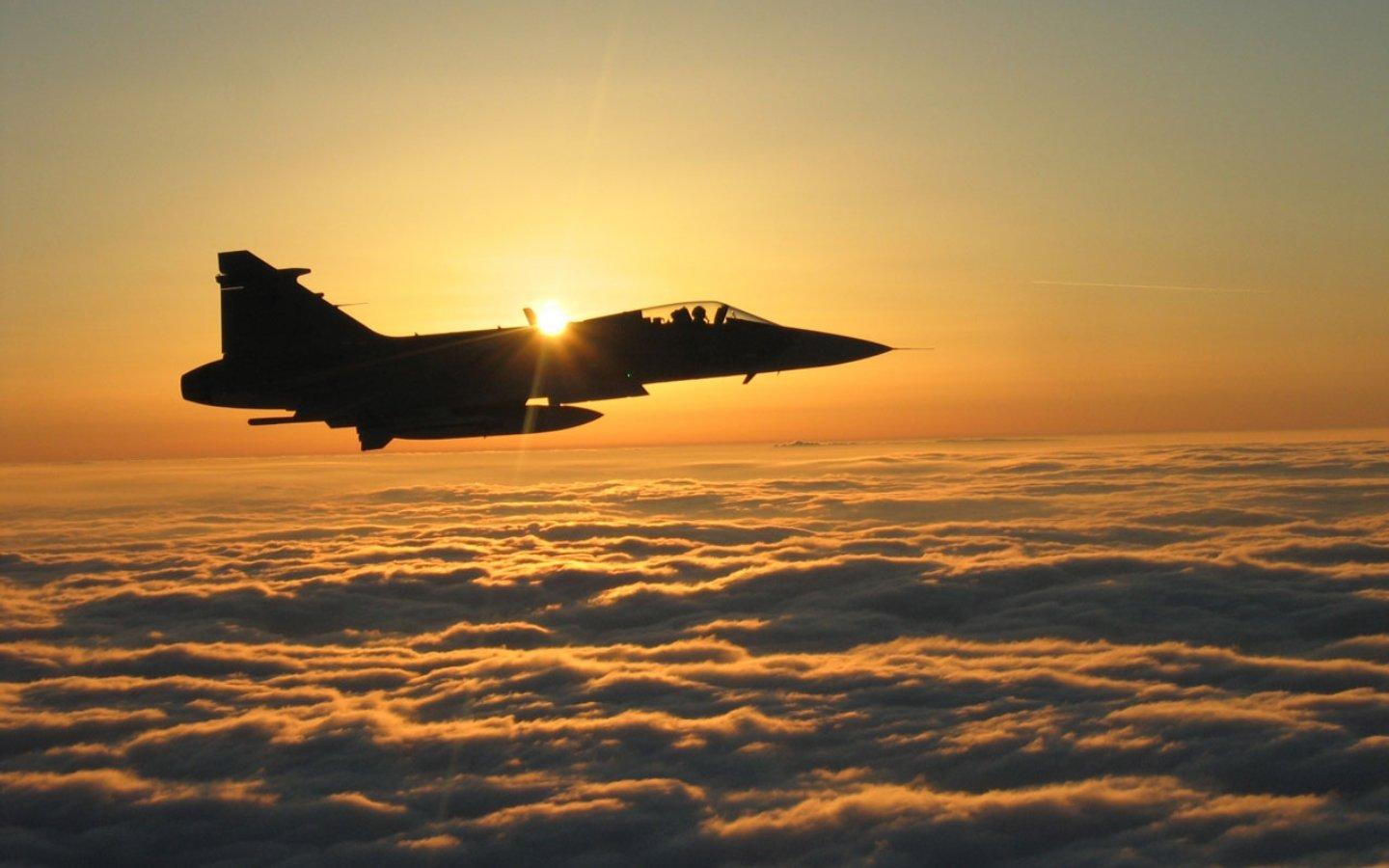 1440x900 Saab JAS 39 Gripen wallpaper 1440x900 desktop background