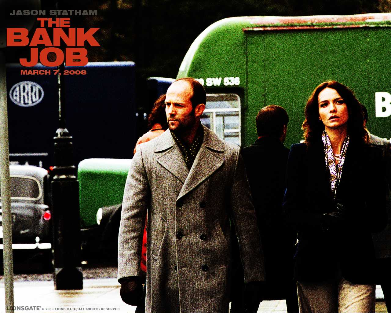 1280x1024 Terry (Jason Statham) and Martine Love (Saffron Burrows) Wallpaper Wallpaper 20224