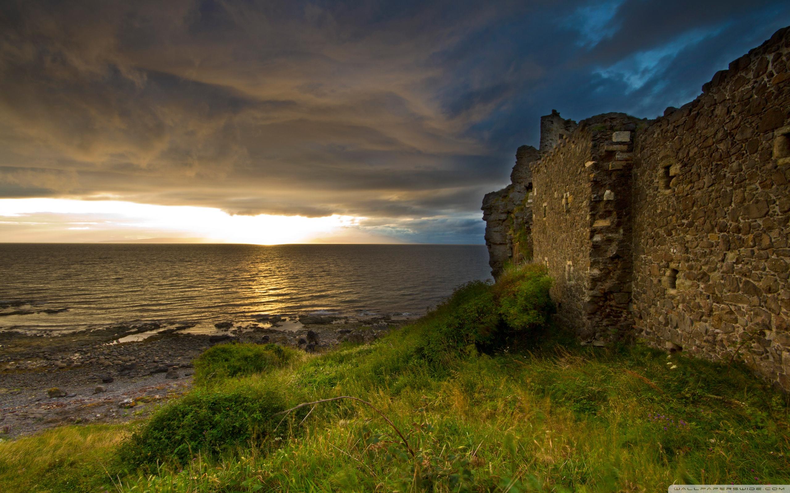 2560x1600 Old Castle Wall Ultra HD Desktop Background Wallpaper for 4K UHD TV : Widescreen & UltraWide Desktop & Laptop : Multi Display, Dual Monitor : Tablet