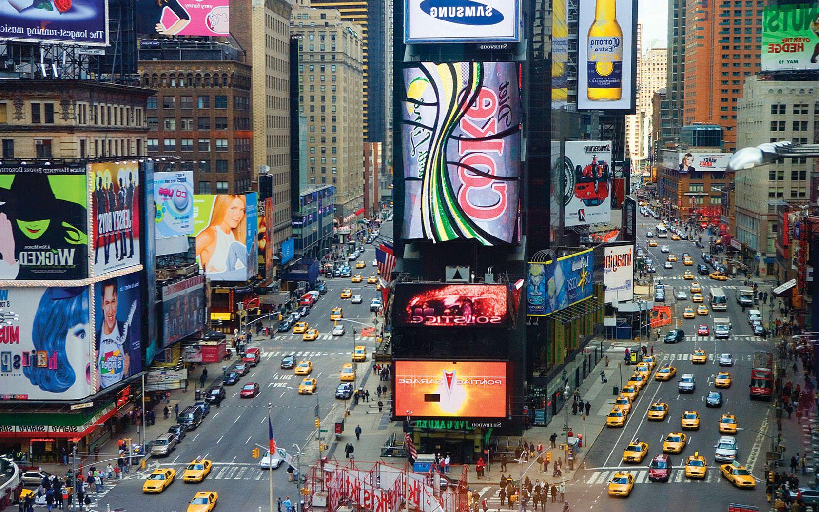 1680x1050 Group of Times Square HD Wallpaper
