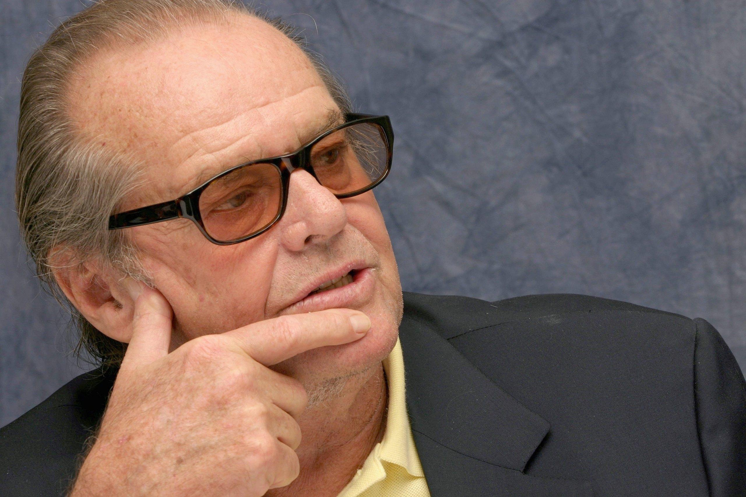 2560x1707 Jack Nicholson Glasses Wallpaper 60098 2560x1707px