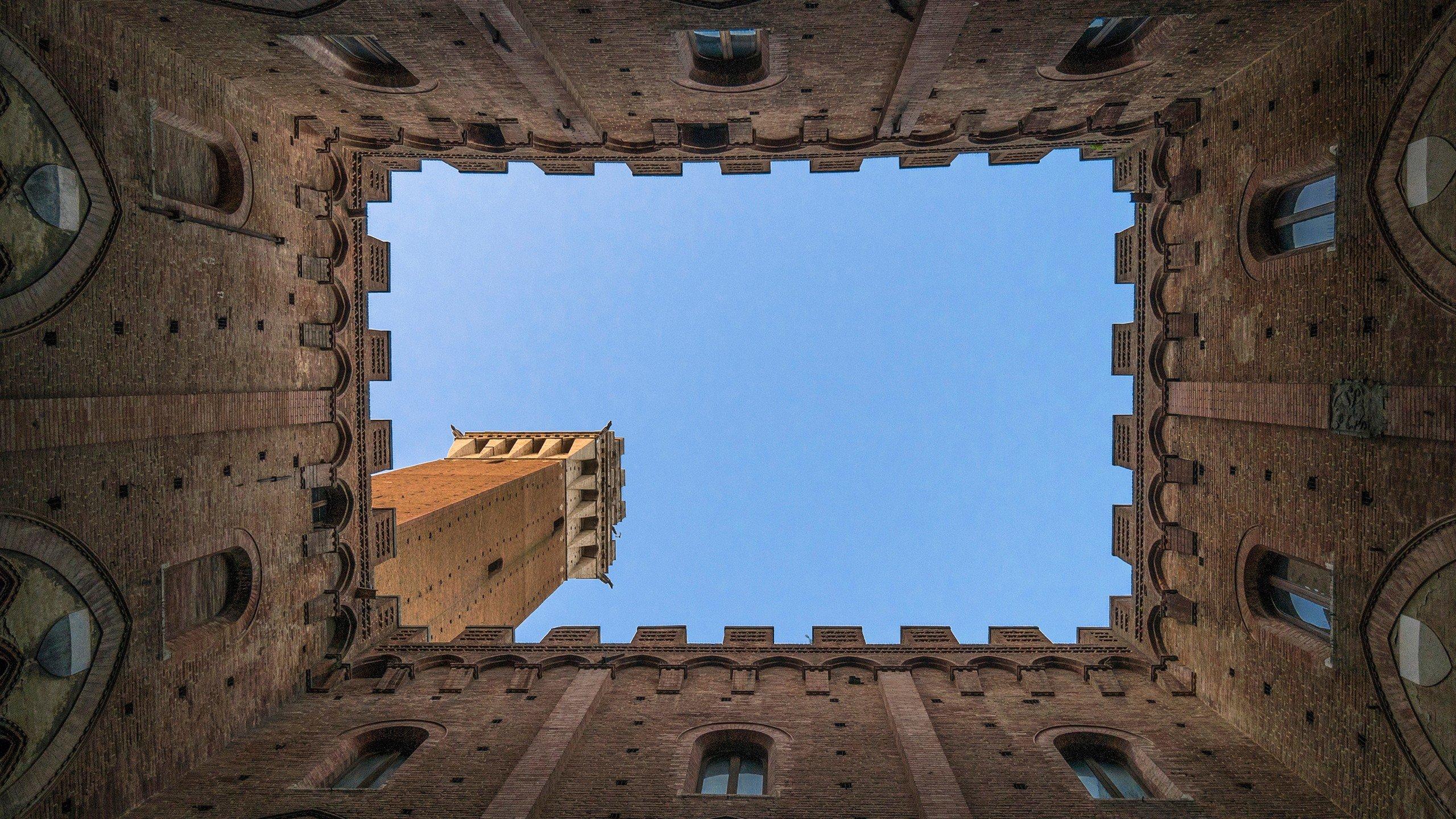 2560x1440 castle, Siena, Italy, Piazza del Campo, Campo Square, Mangia Tower, Torre del Mangia, Tuscany Wallpaper HD / Desktop and Mobile Background
