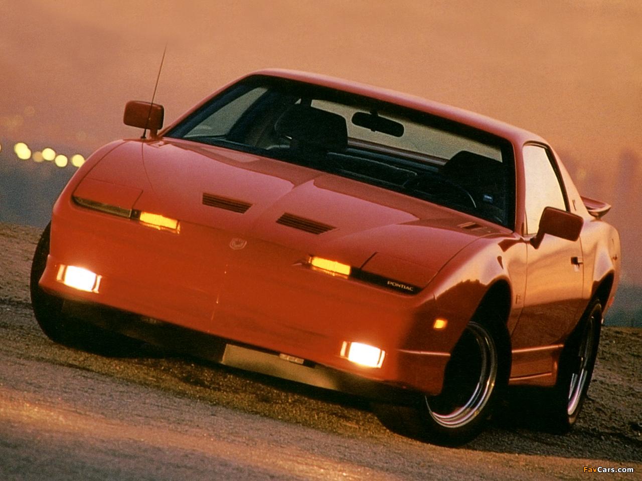 1280x960 Pontiac Firebird Trans Am GTA 1987 wallpaper (1280x960)