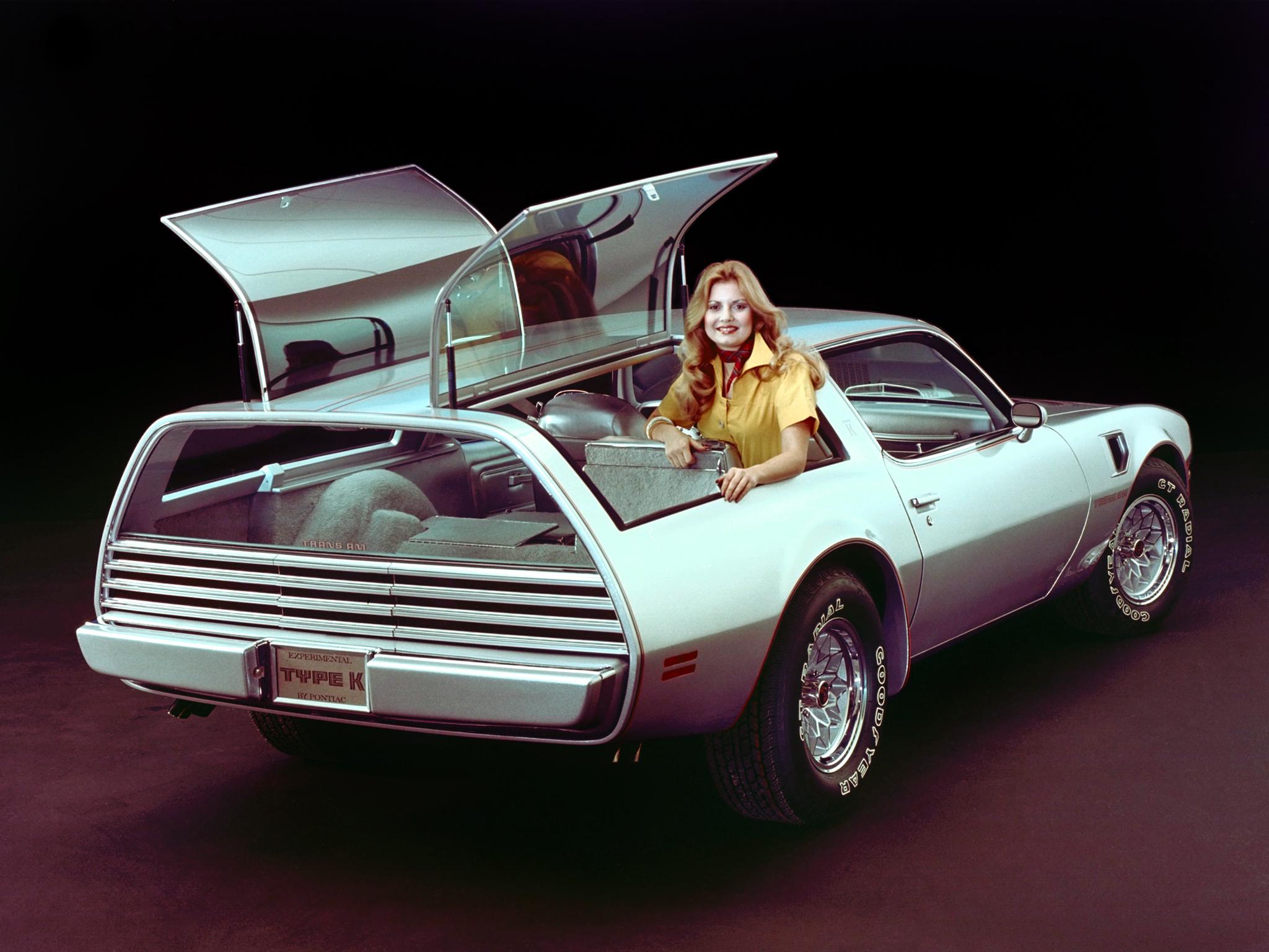 2048x1536 Trans Am Station Wagon