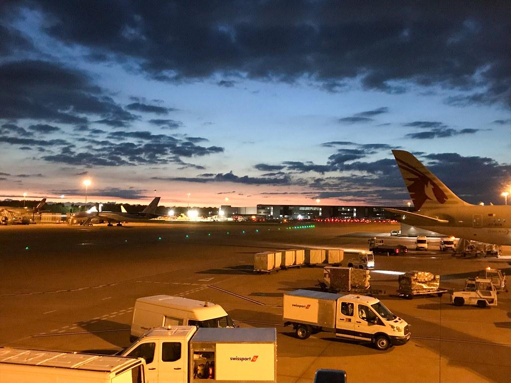 1024x768 Manchester Airport Sunset
