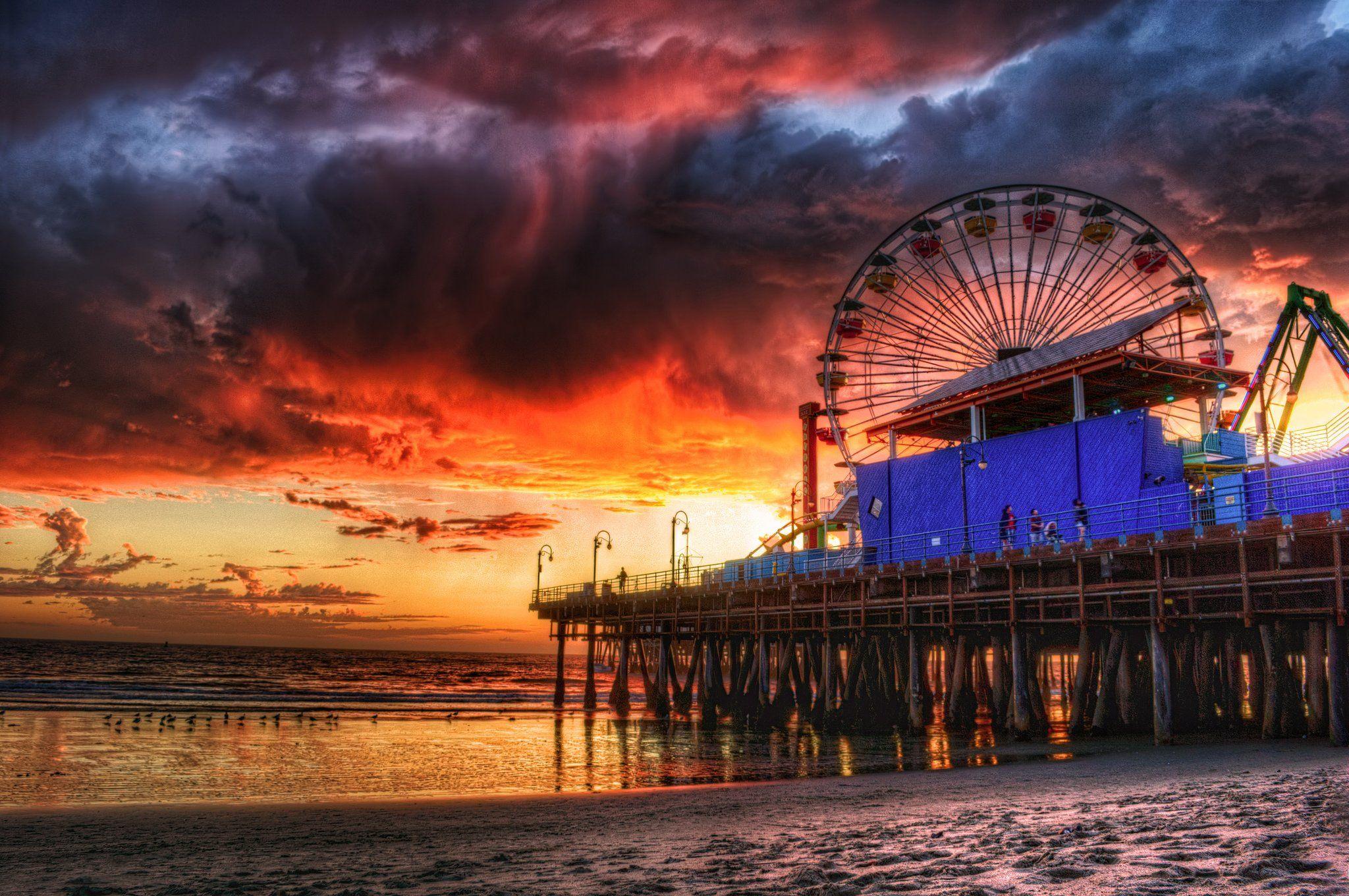2048x1360 Venice Beach Sunset Wallpaper