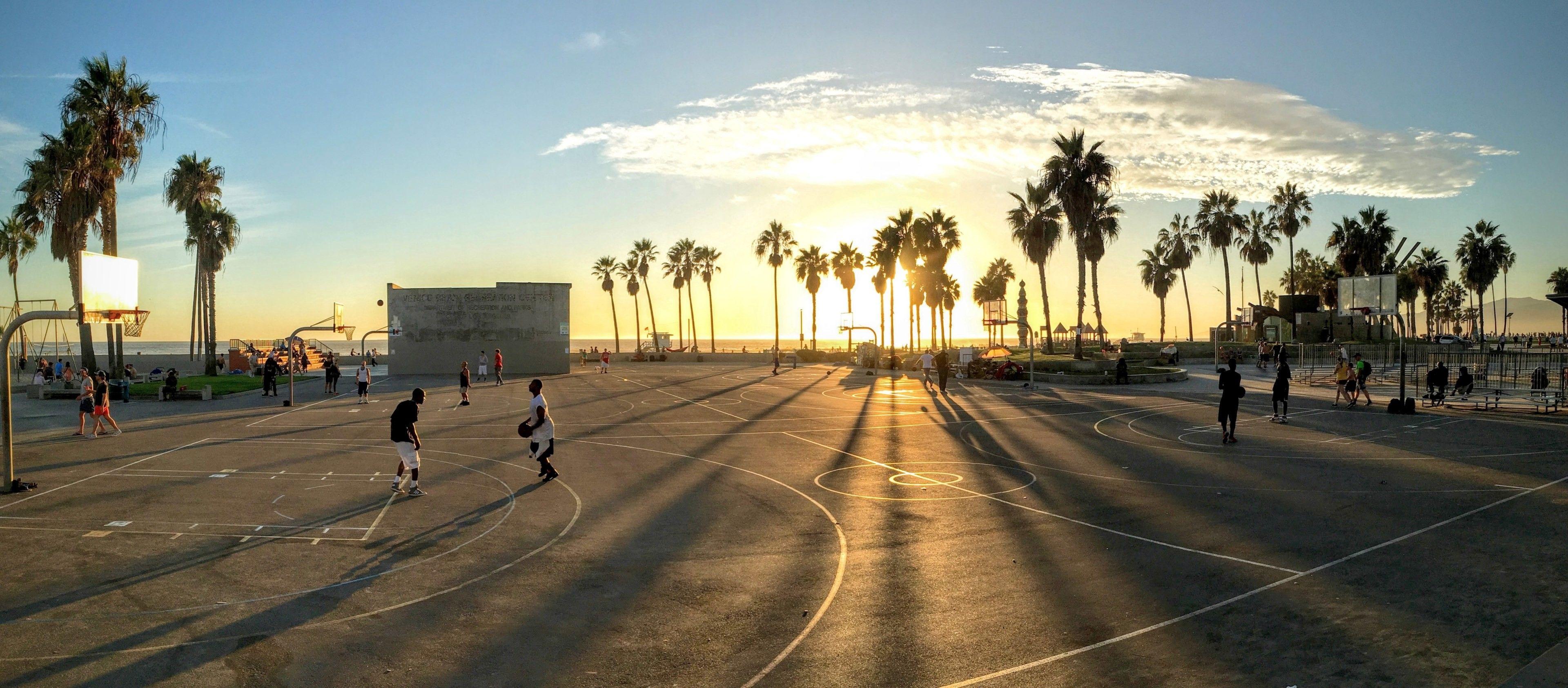 3840x1685 Venice Beach Sunset Wallpaper