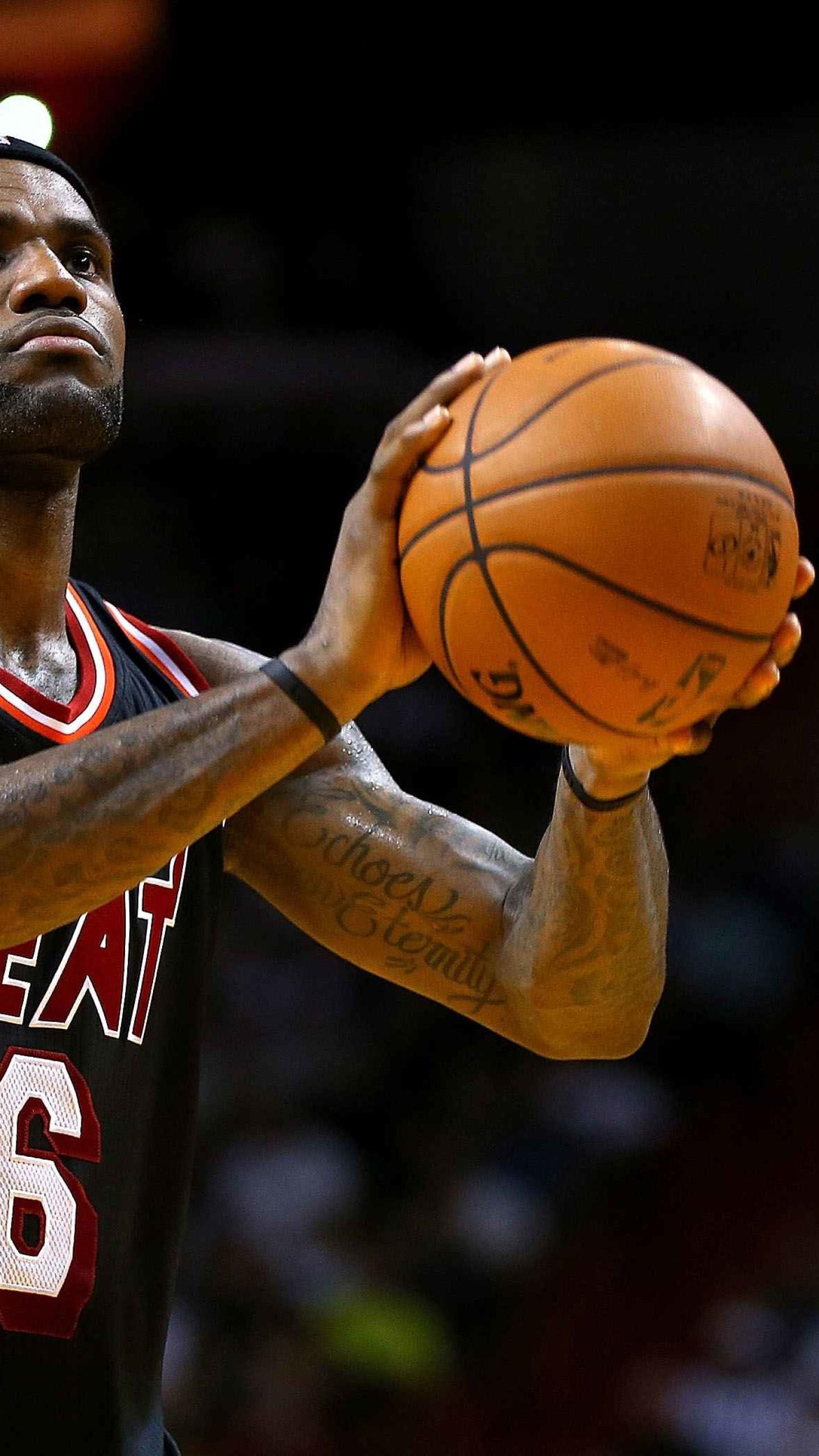 Леброн кинг. Lebron sunshine. Леброн штрафной бросок. Леброн штрафной бросок. Basketball reference lebron james.