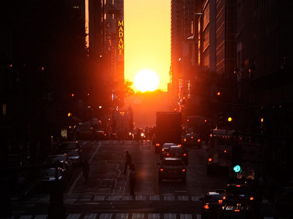 1024x768 Manhattanhenge Is New York City's Very Own Solstice, and It's Today. Condé Nast Traveler