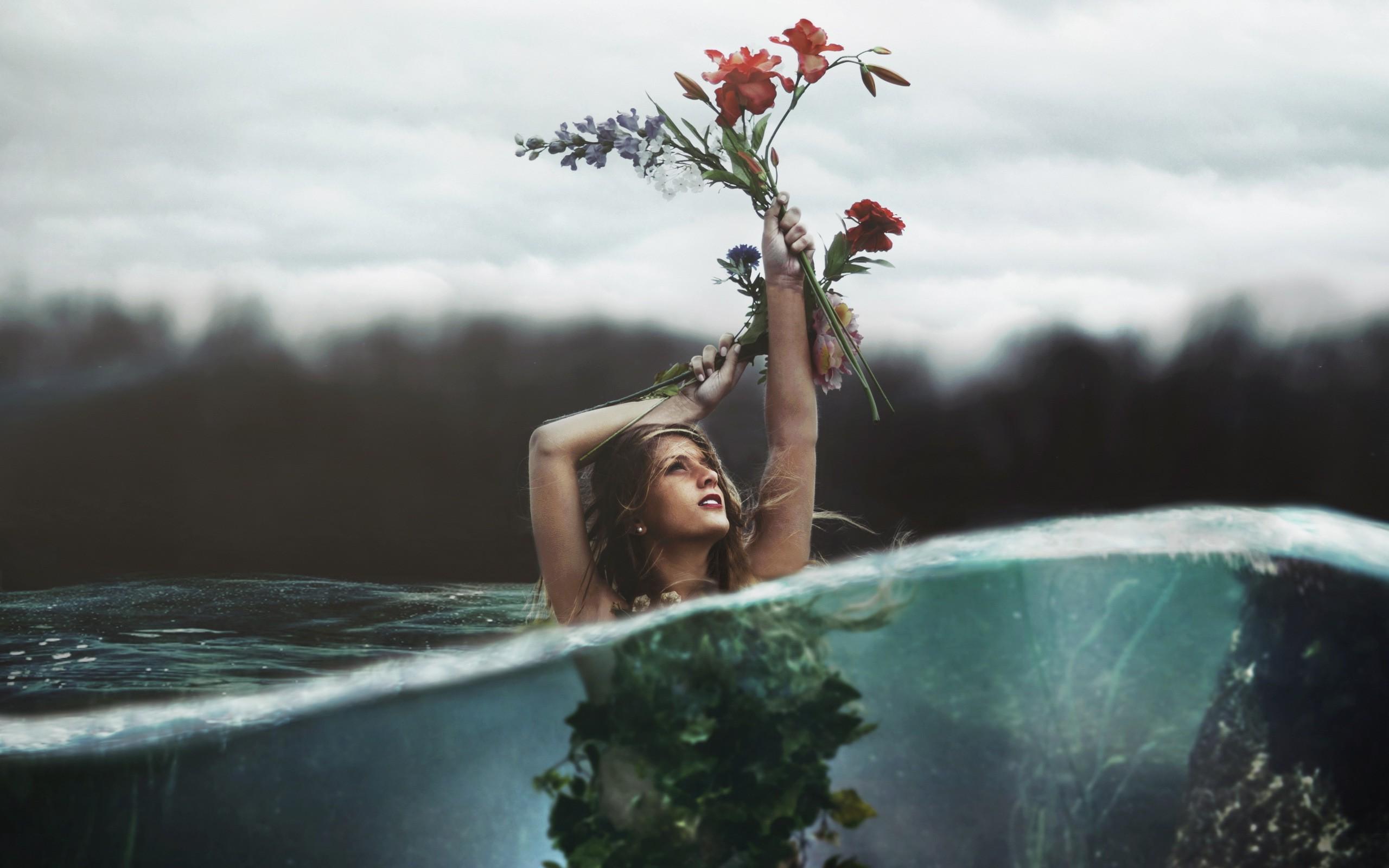 2560x1600 rose, Flowers, Water, Underwater, Split View, Women, Boobs Wallpaper HD / Desktop and Mobile Background