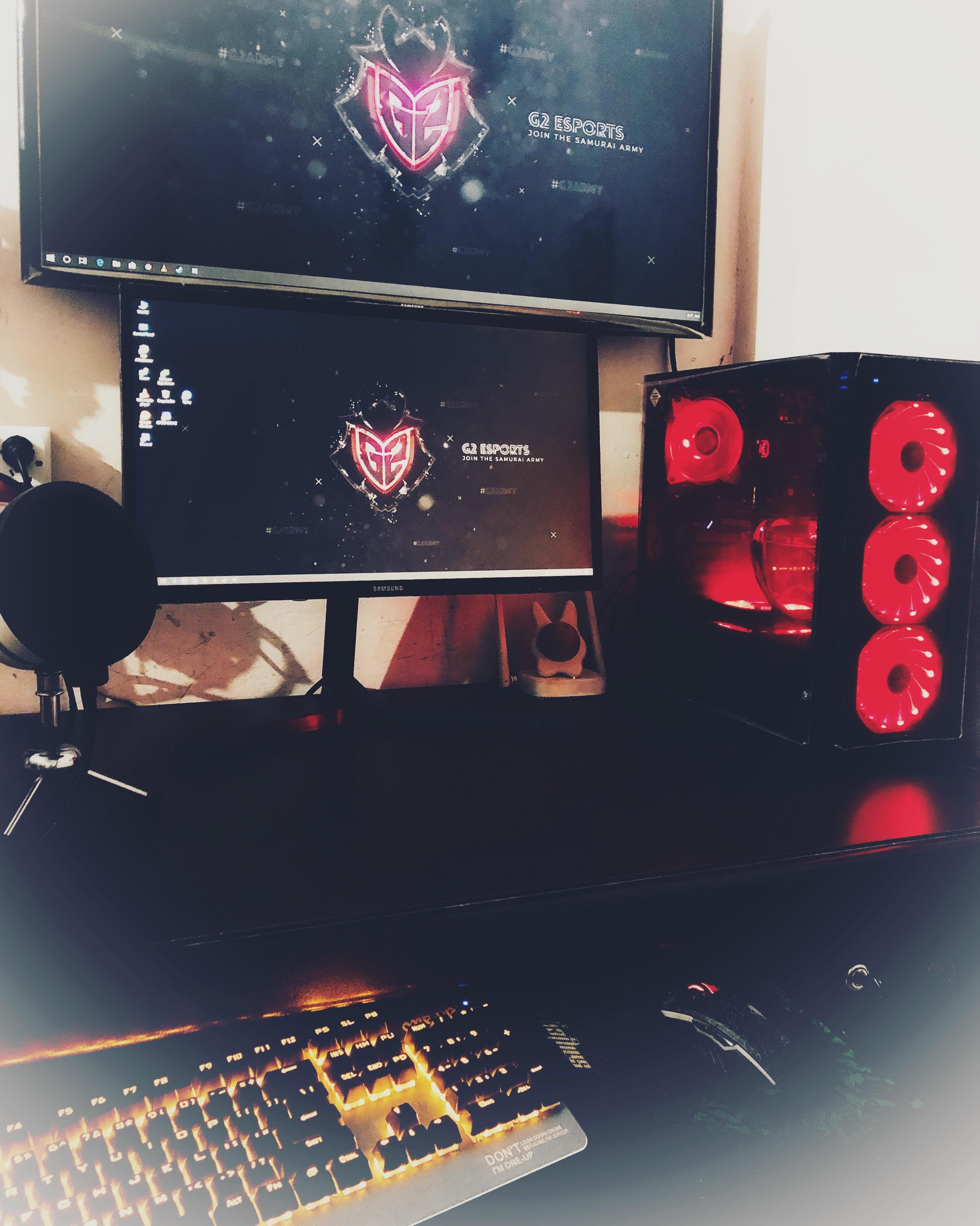 3024x3780 Need wallpaper for stacked monitors?