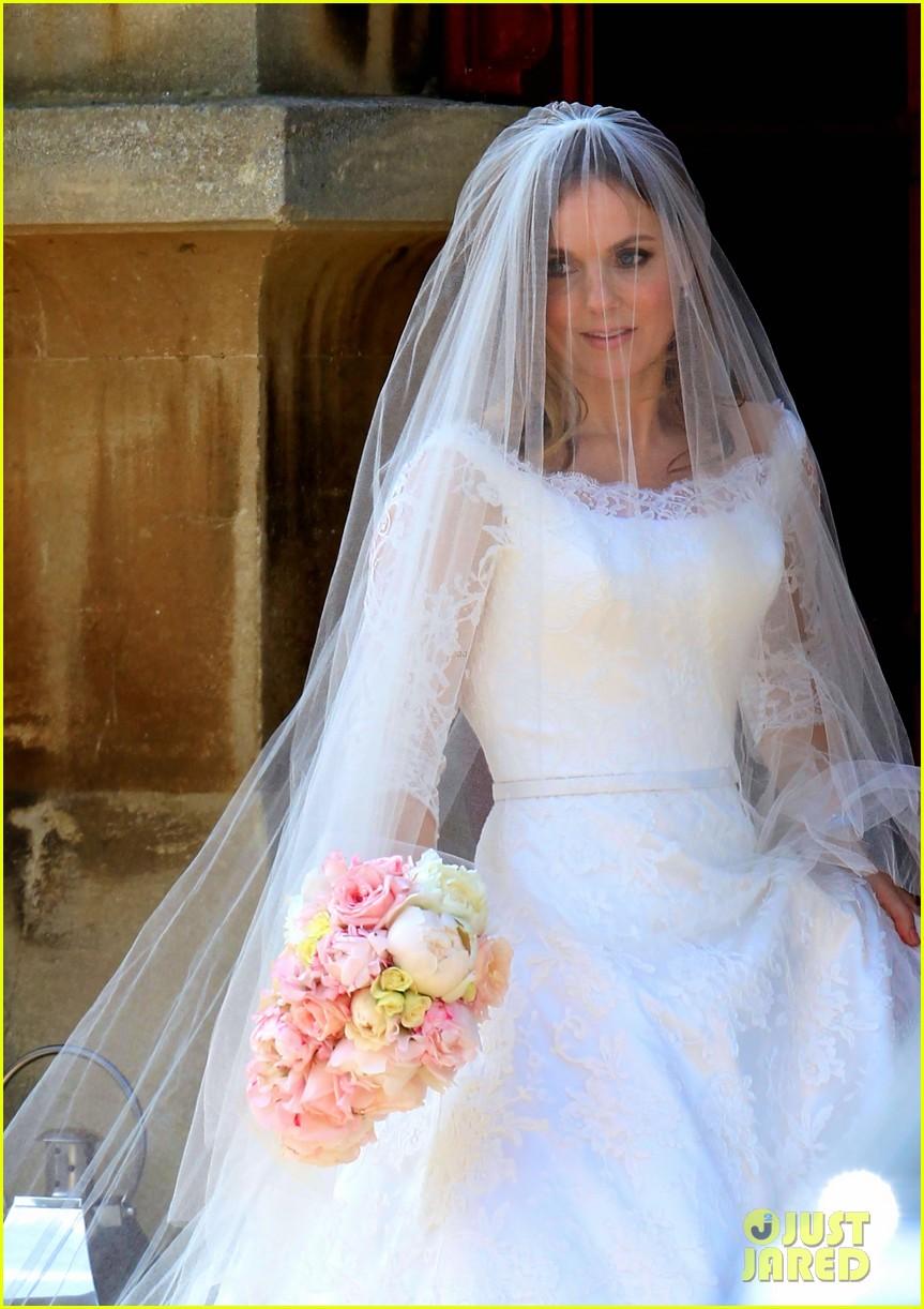 863x1222 Geri Halliwell Is Married the Spice Girl's Wedding Photo: Photo 3370387. Christian Horner, Emma Bunton, Geri Halliwell, Spice Girls, Wedding, Wedding Picture Picture